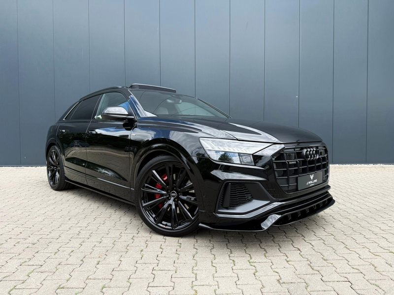 Audi Q8 55 TFSI e quattro pano tr.hk Matrix B&O — photo 11