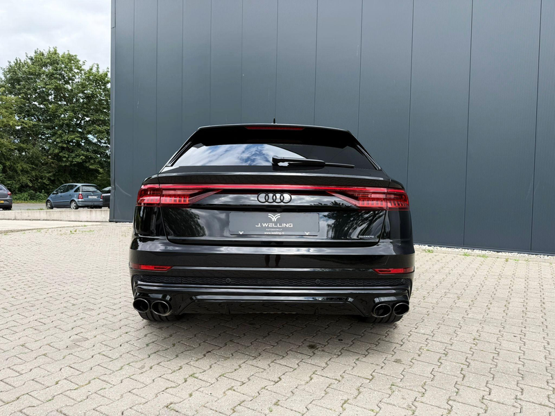 Audi Q8 55 TFSI e quattro pano tr.hk Matrix B&O — photo 7