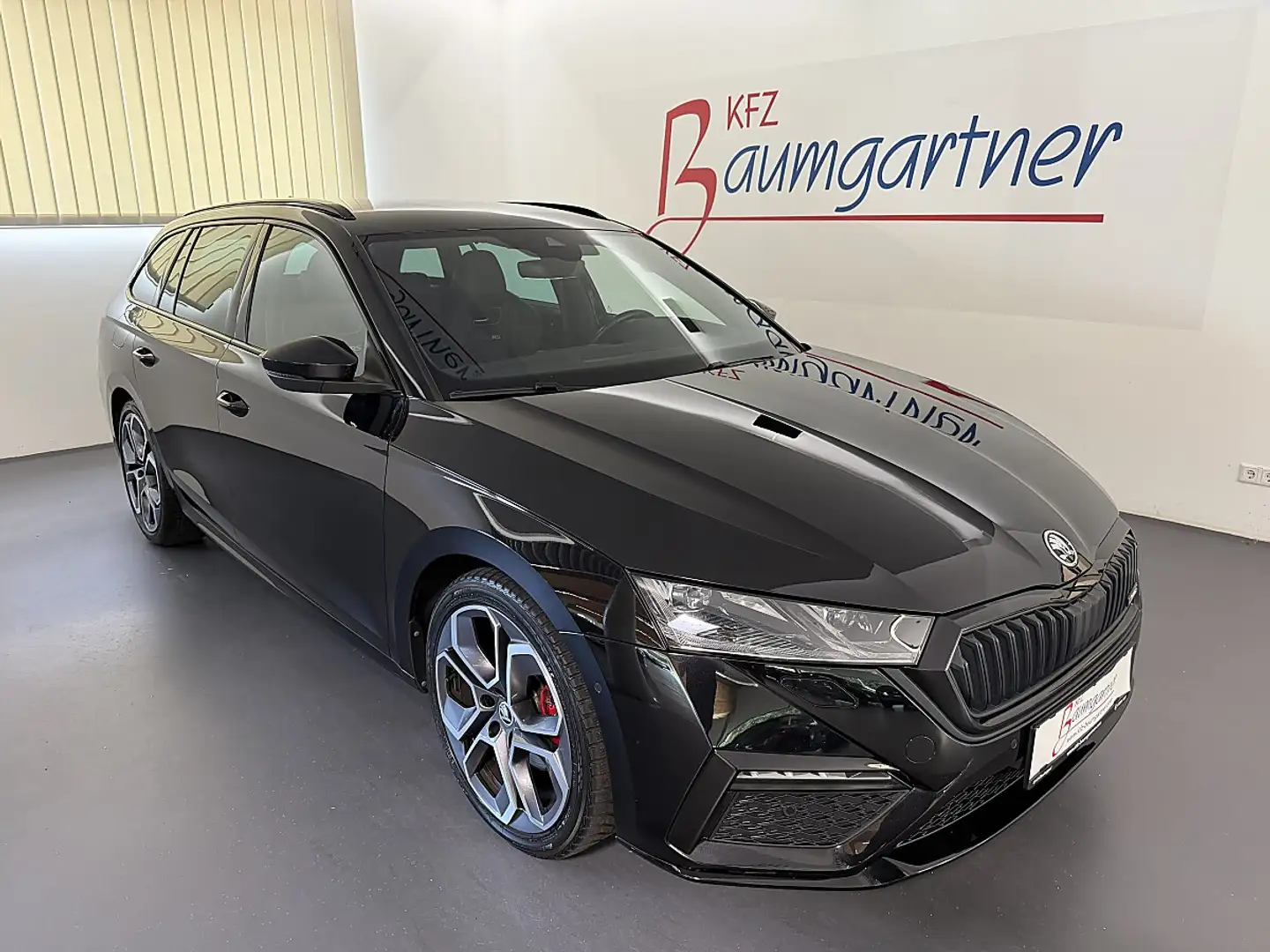 Skoda Octavia Combi RS Plus 2,0TDI DSG *LED*NAVI*ACC*Alcantar... Schwarz - 1