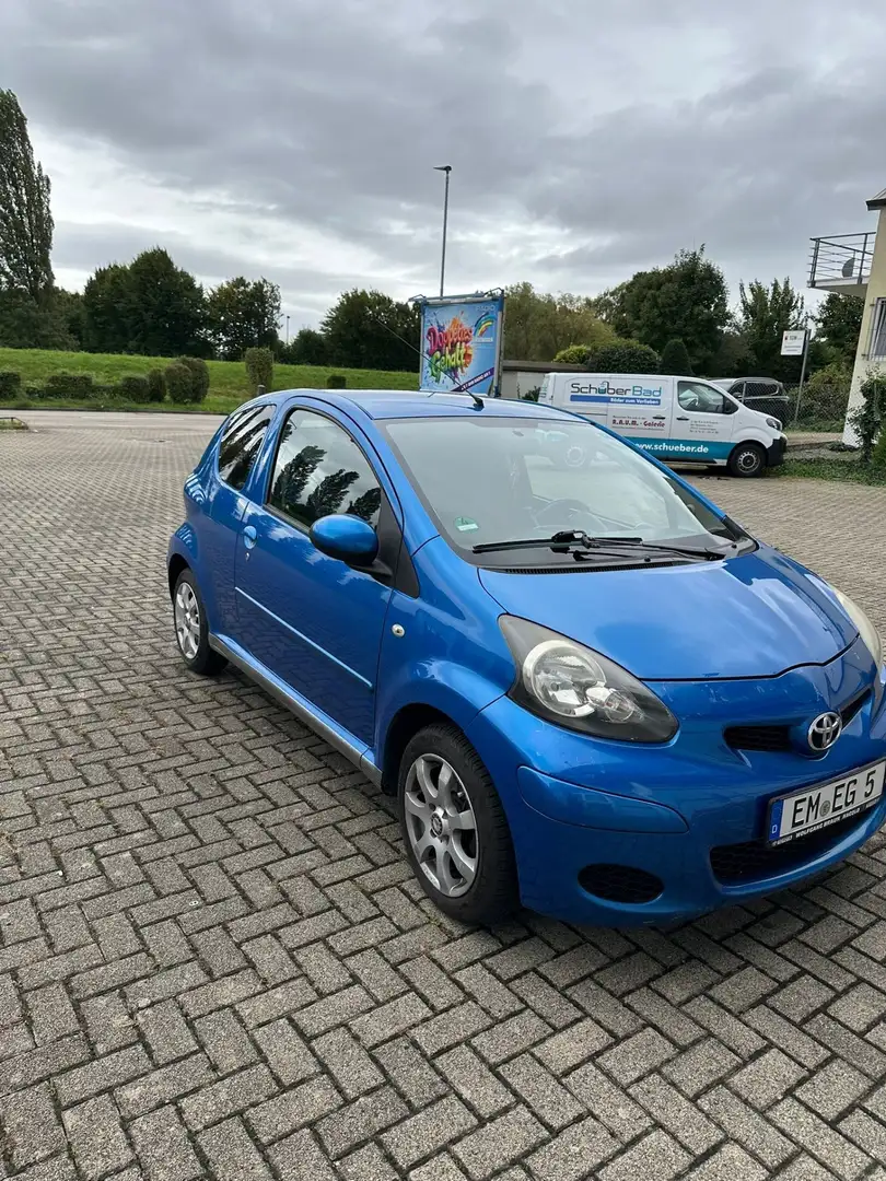 Toyota Aygo 2005 2009 Blau - 2