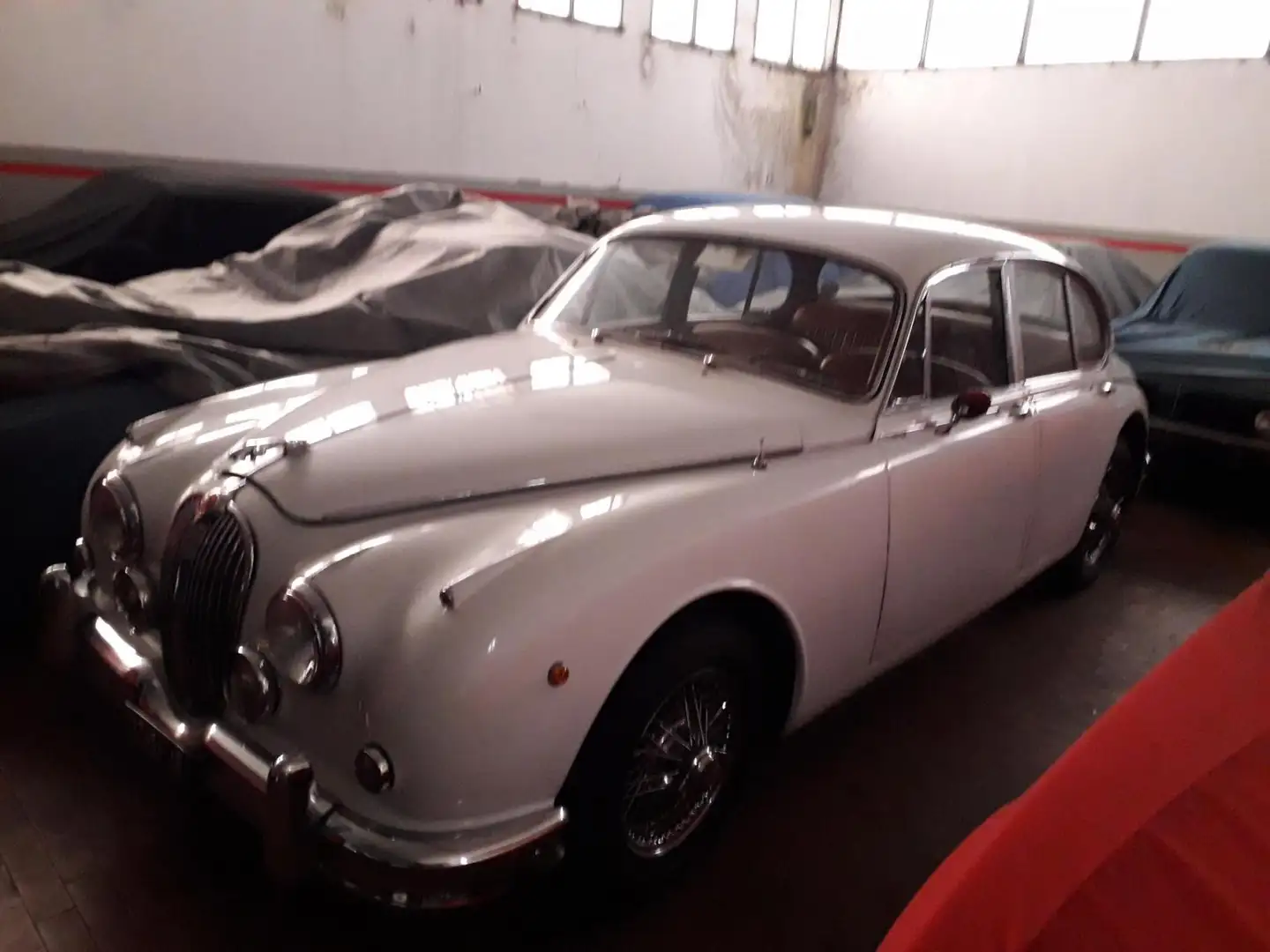 Jaguar MK II Mark II Bílá - 1