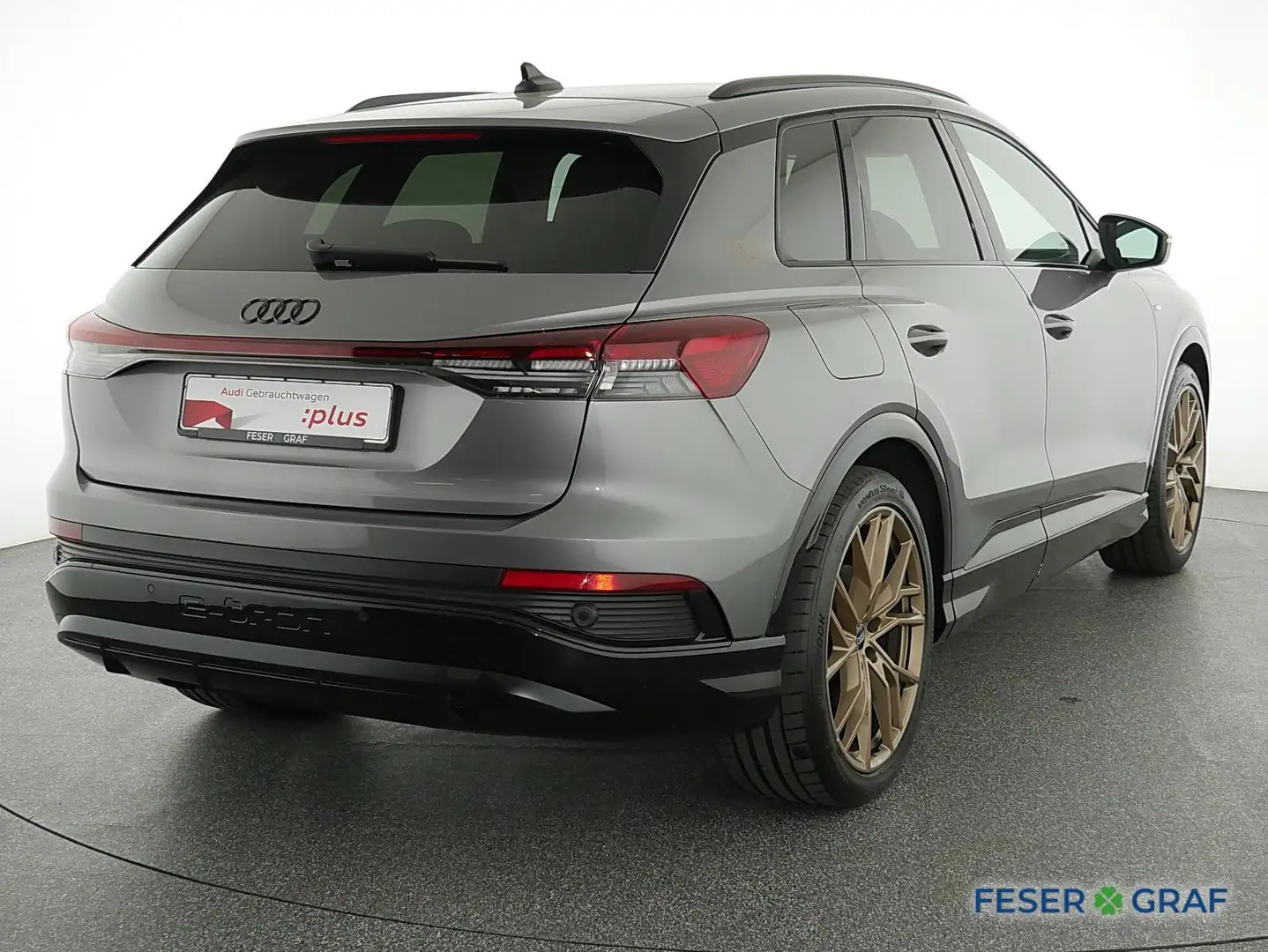 Audi Q4 e-tron 40 e-tron S Line Int Leder,AHK,Navi,Matrix,Dynamik Grau - 2