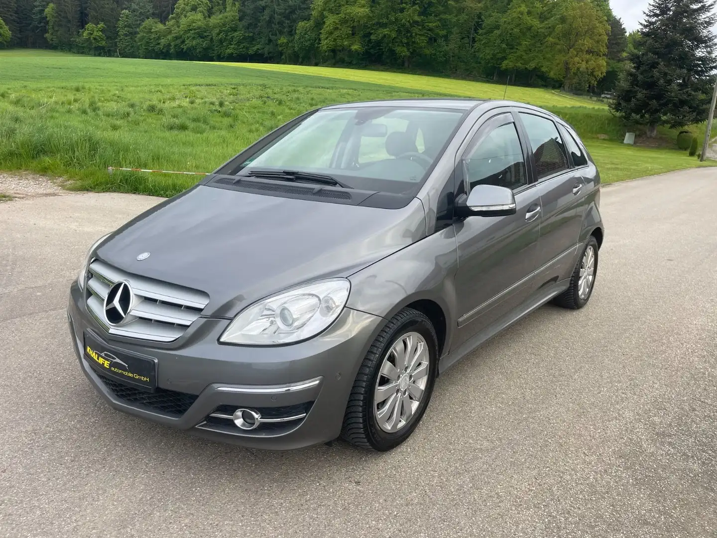 Mercedes-Benz B 200 B -Klasse B 200 Grau - 1