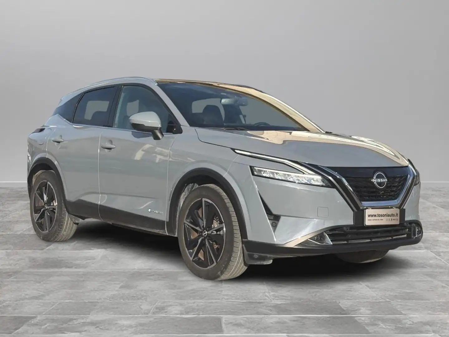 Nissan Qashqai TEKNA E-POWER Grigio - 2