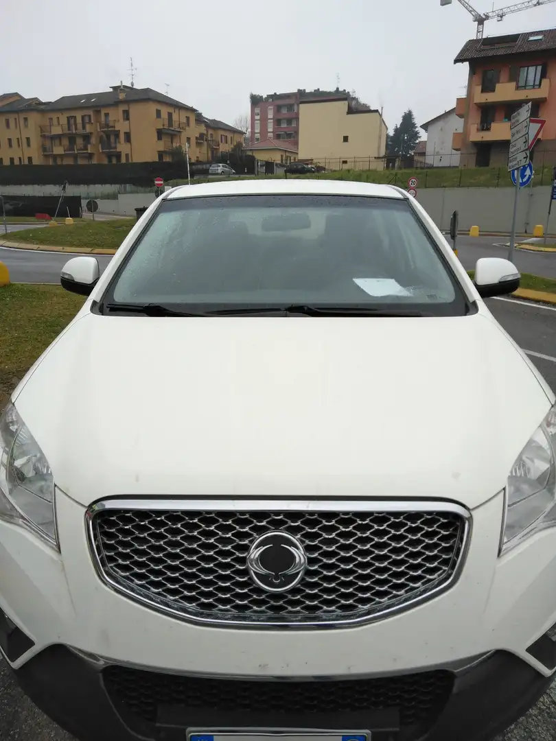 SsangYong Korando Suv 2 wd Bianco - 2