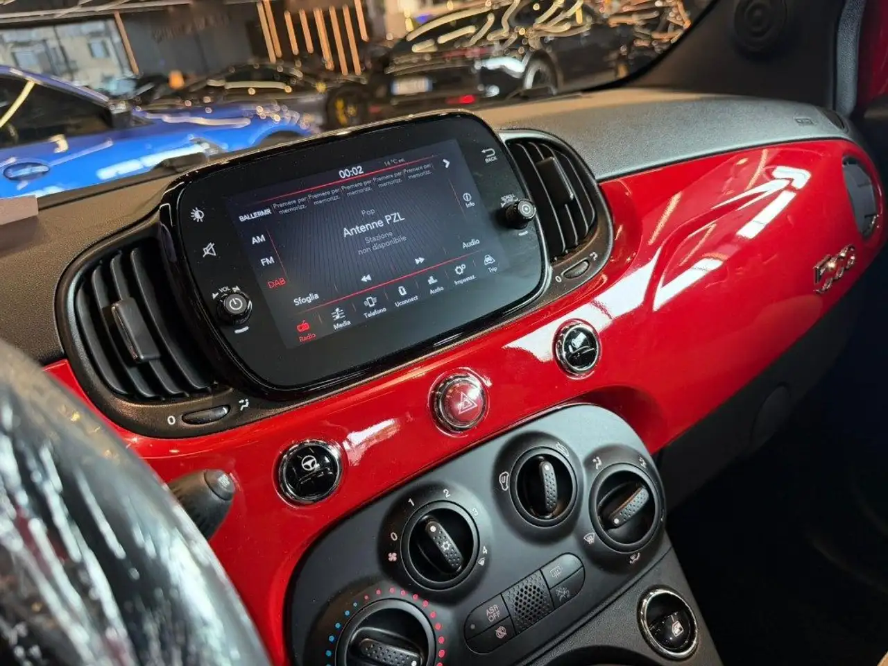 Fiat 500 1.0 Hybrid Dolcevita 10