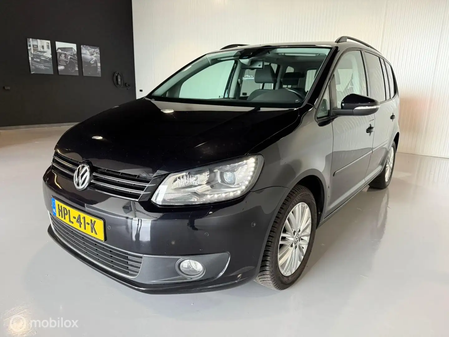 Volkswagen Touran 1.4 TSI Highline 7p. Full options Zwart - 2