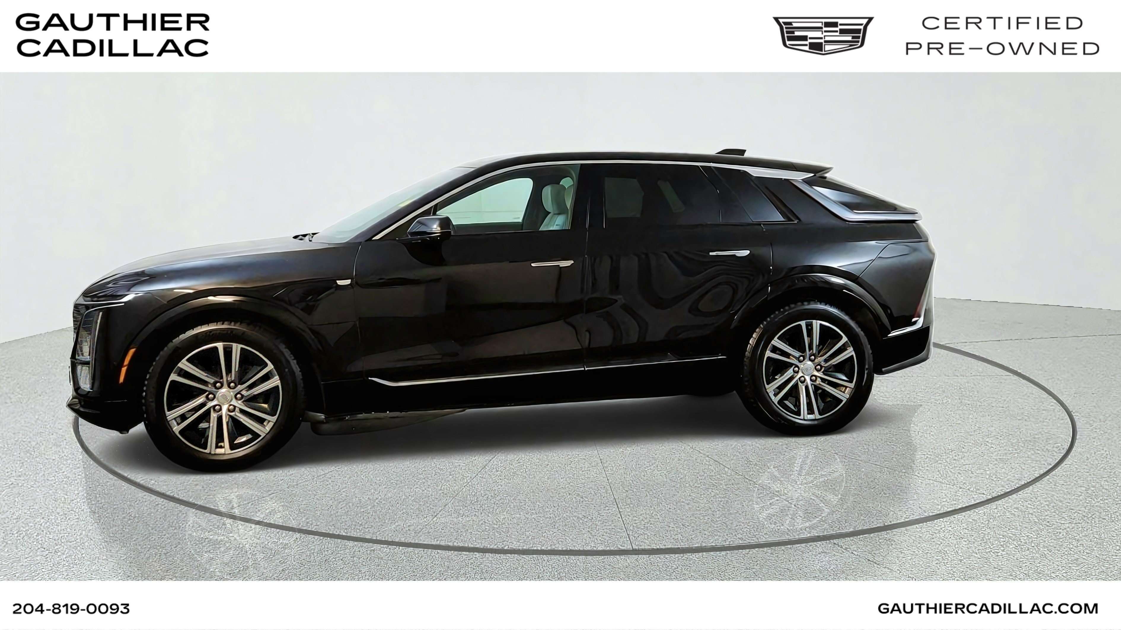 2024 Cadillac Lyriq Luxury — photo 1