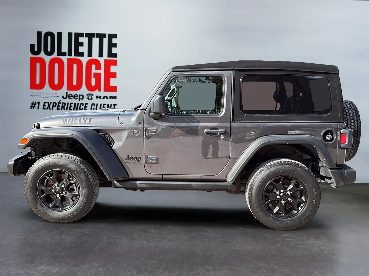 Jeep Wrangler снимка Jeep Wrangler