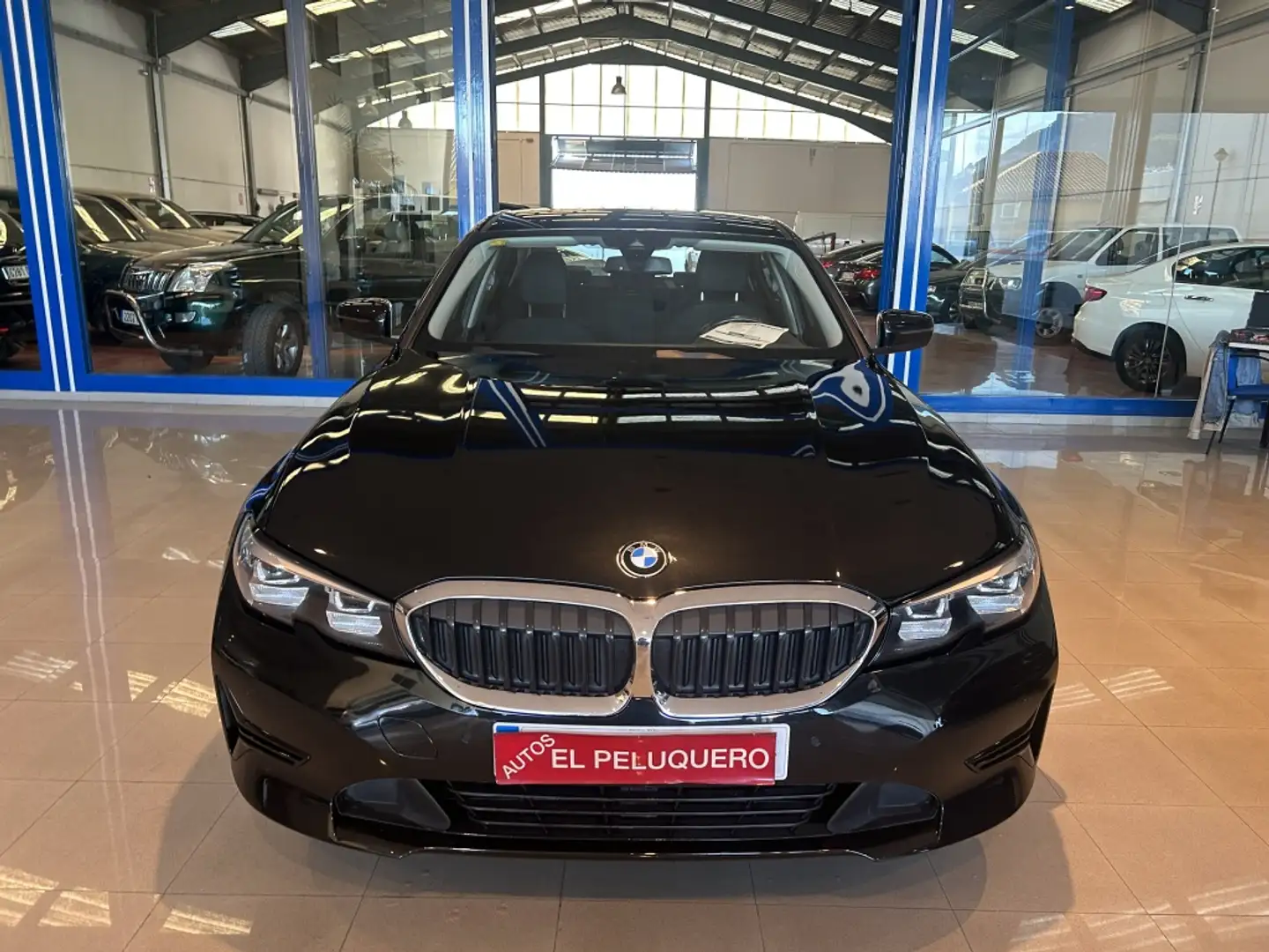 BMW 318 318dA Negro - 2
