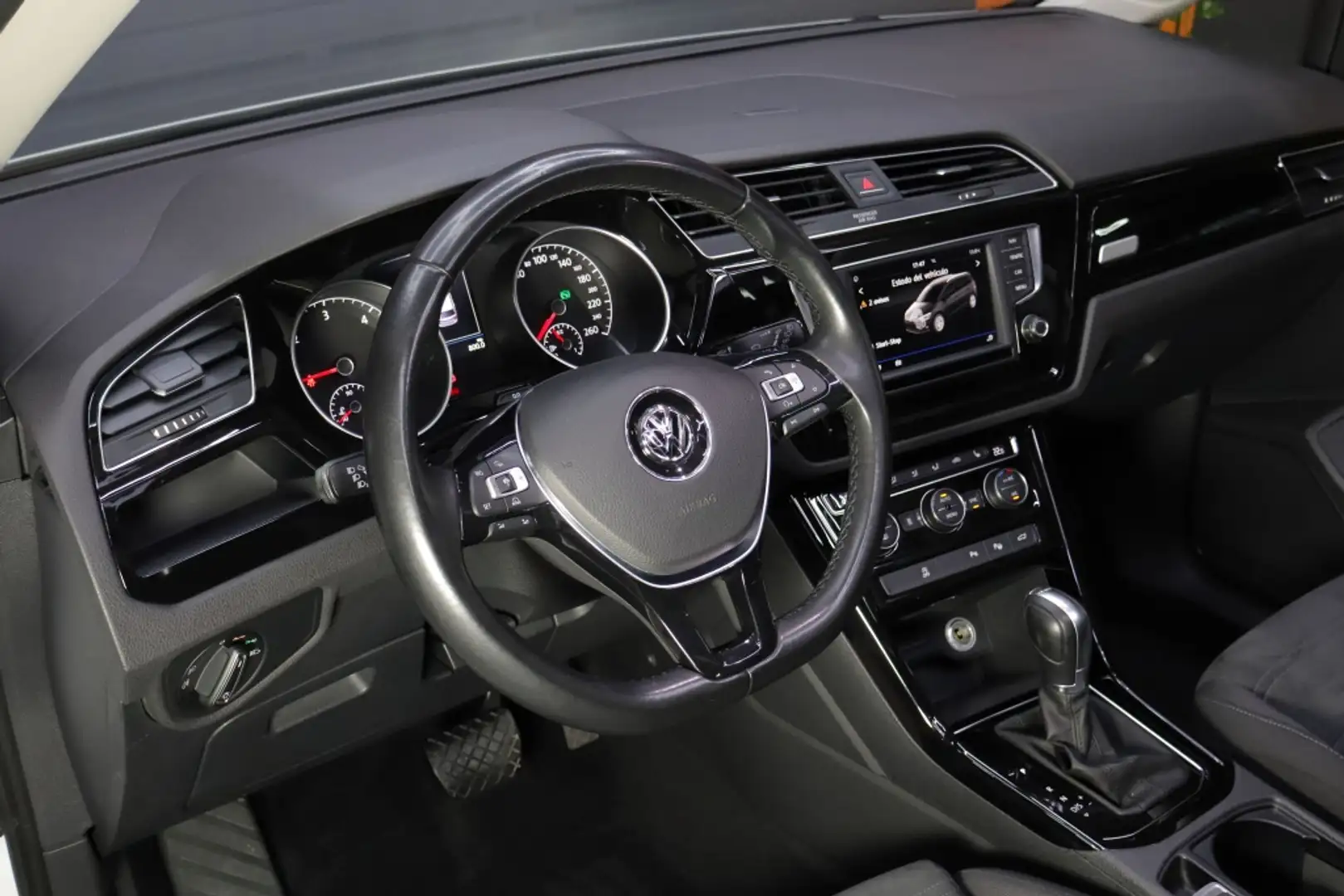 Volkswagen Touran 2.0TDI CR BMT Sport DSG7 140kW Blanc - 2