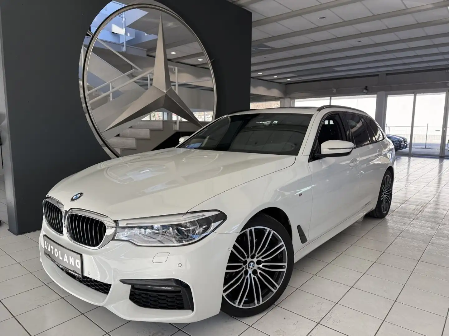 BMW 5er-Reihe M Sport, Panoramadach,HEAD-UP,Memory Blanc - 2