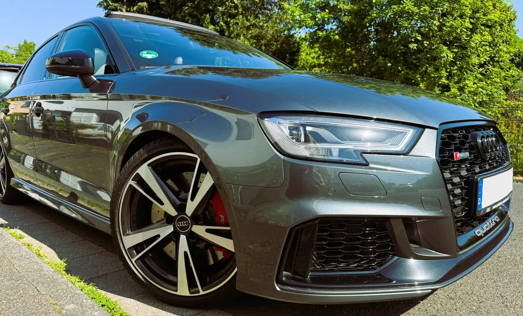 Audi RS3 Limousine, kein OPF Gris - 2