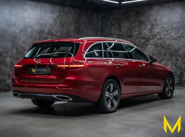 Mercedes-Benz C-Class view 7