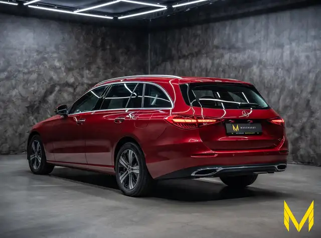 Mercedes-Benz C-Class view 5