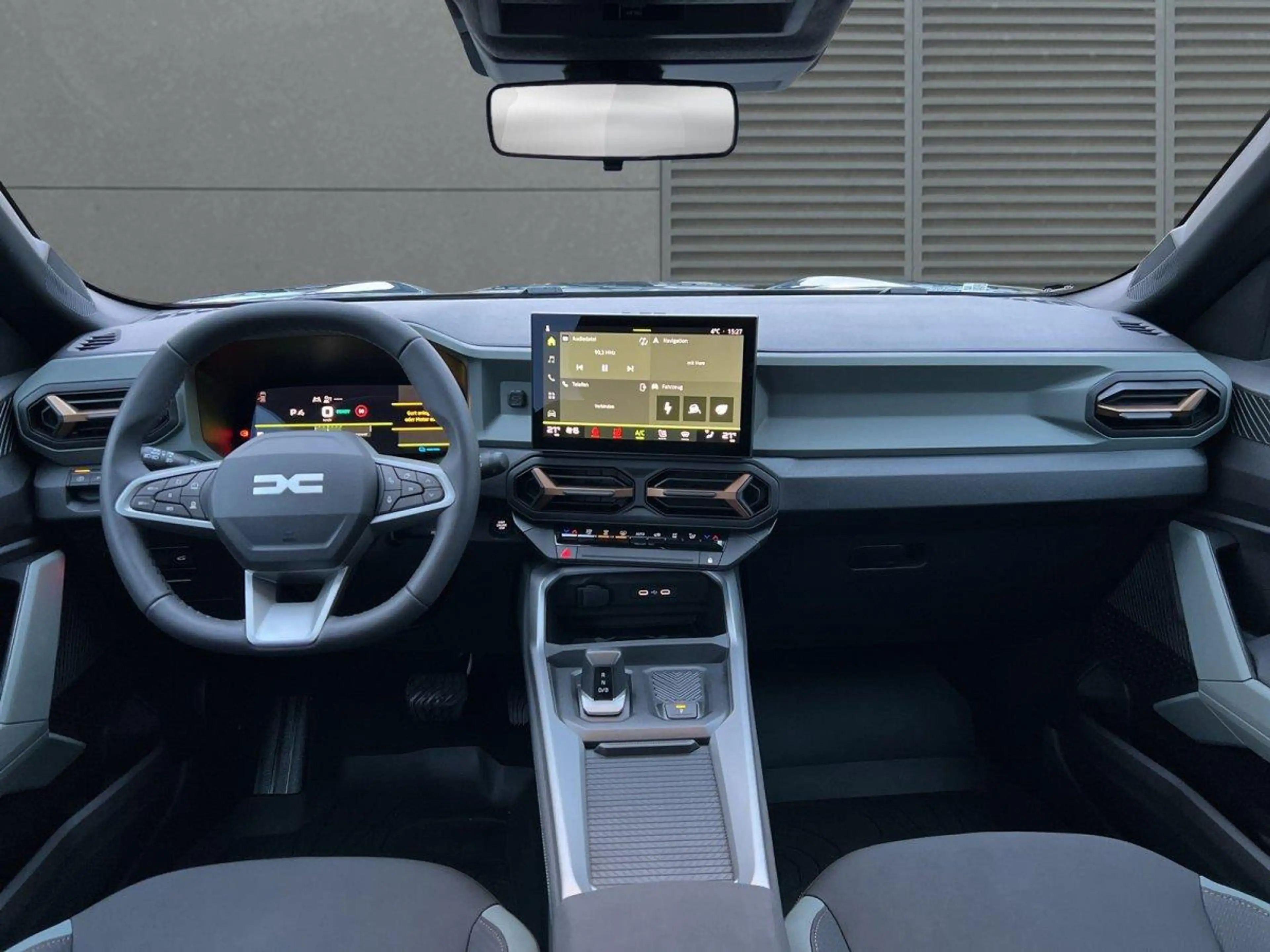 Dacia Bigster Extreme el.Heckklappe+SHZ+RFK Hybrid 155 116 kW... — photo 5