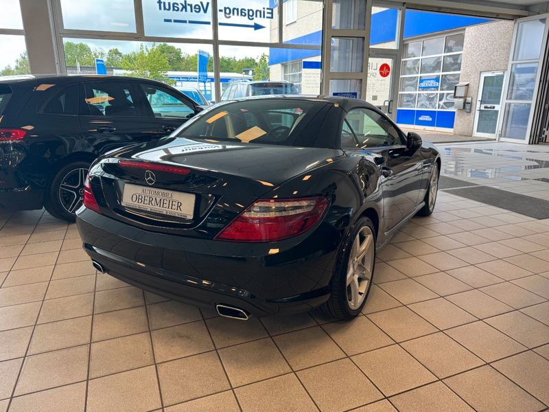 Mercedes-Benz SLK 200 AMG 7G-Tr Xenon Airscarf Ambiente Comand — photo 12
