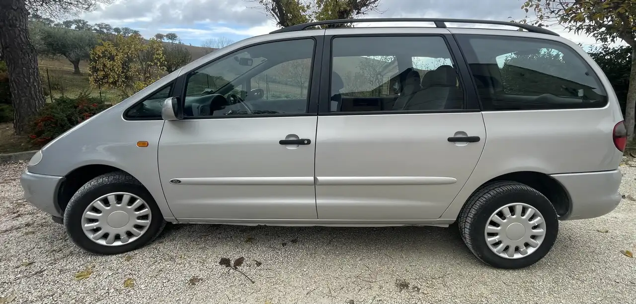 Ford Galaxy 1.9 td 110cv, foto 4