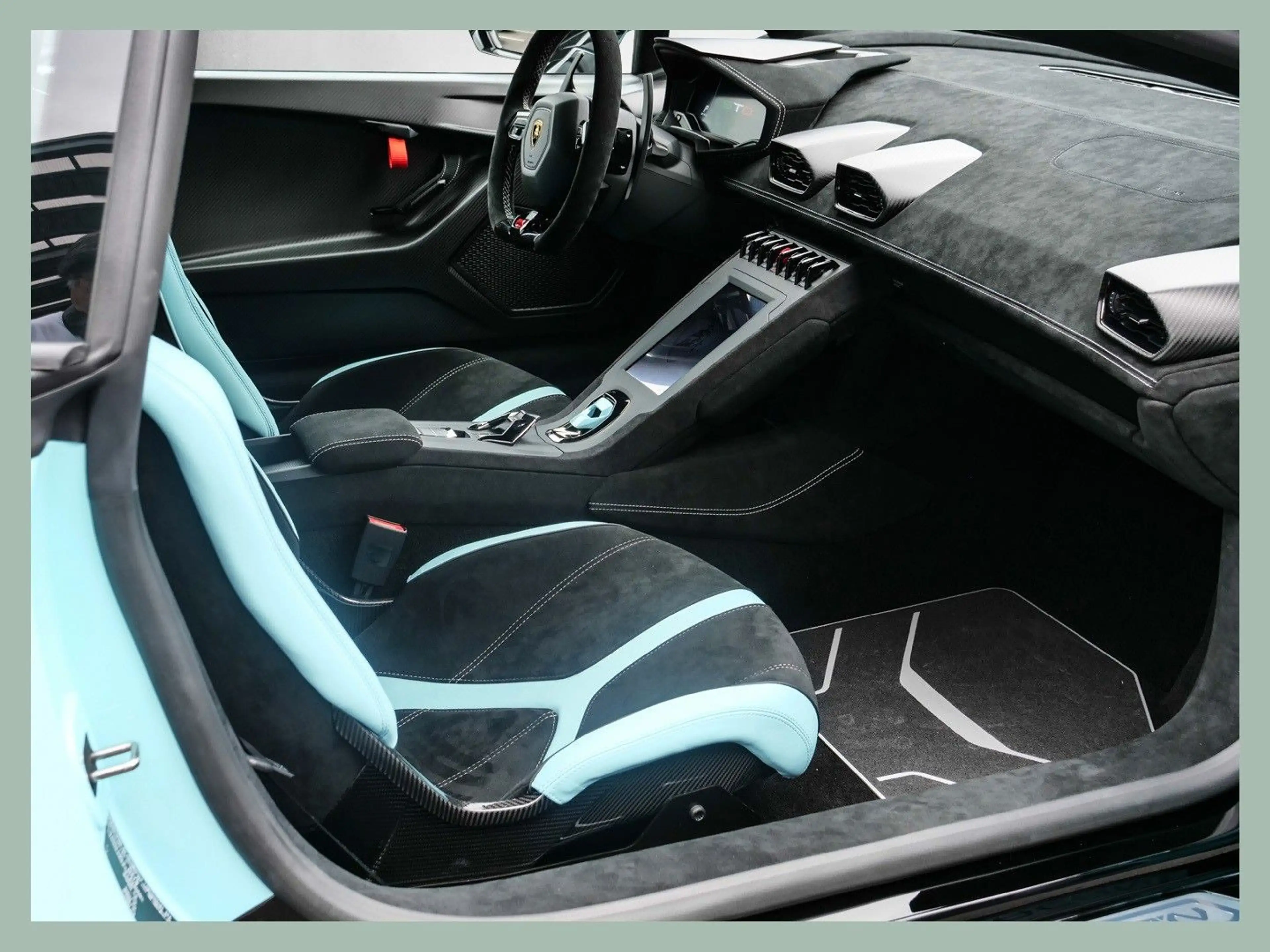 Lamborghini Huracán STO — photo 10