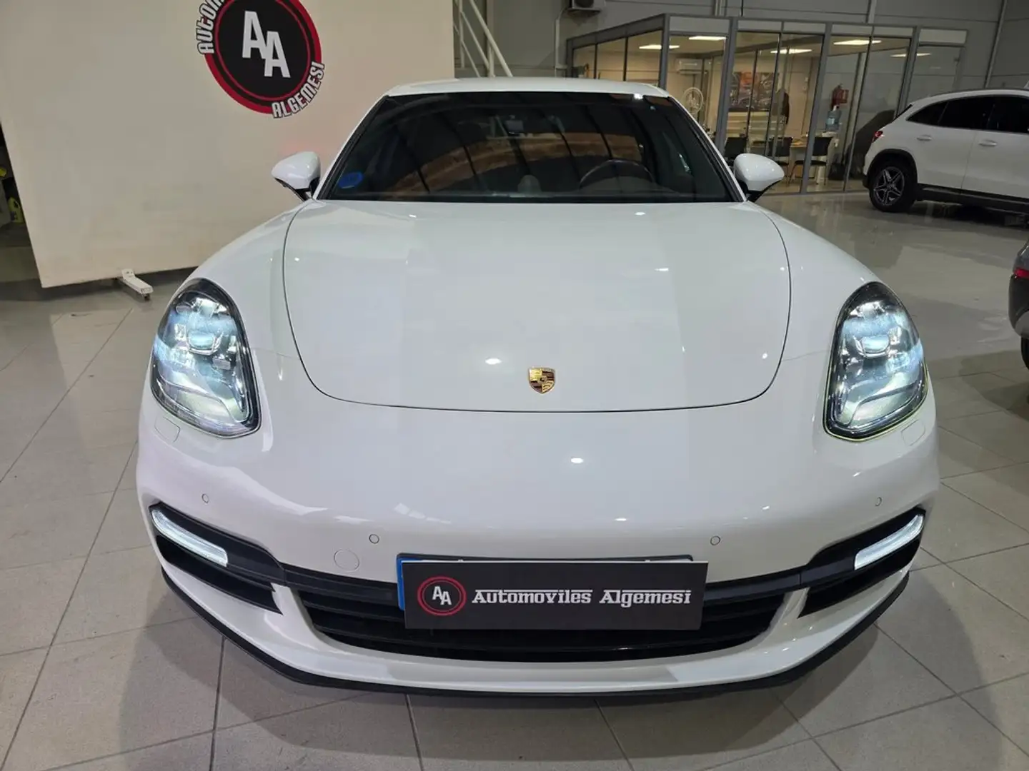 Porsche Panamera 4 e-Hybrid Blanco - 2