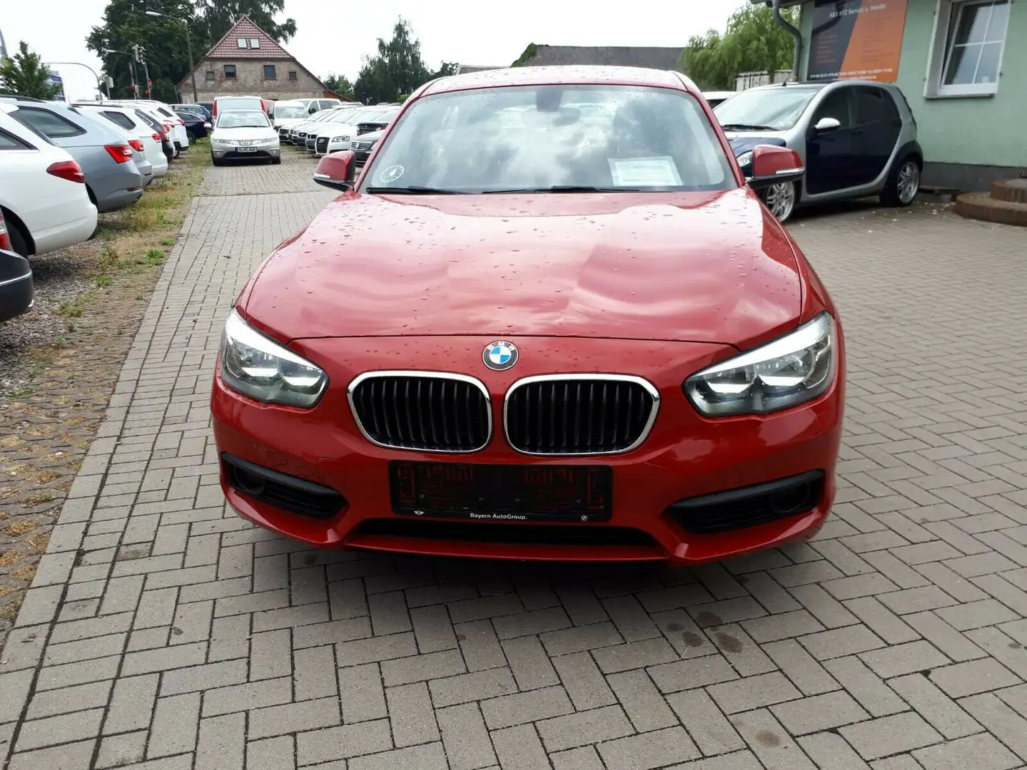 BMW 118 Baureihe 1 Lim. 5-trg. 118d Rouge - 2