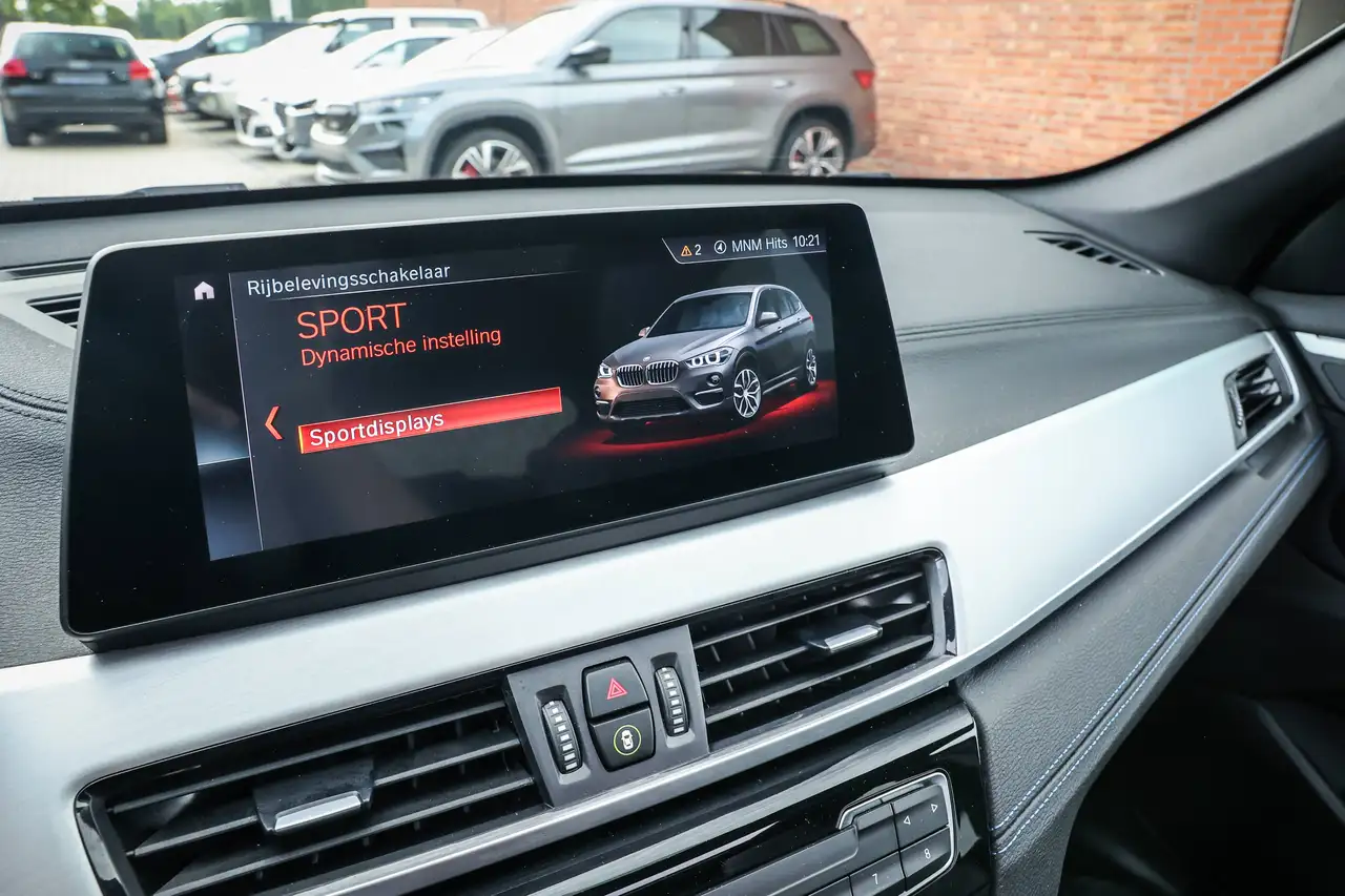 BMW X1 M-PAKKET*PANORAMISCH-DAK*HEAD-UP-DISPLAY*ACHTERUITRIJCAMERA*, миниатюра 21