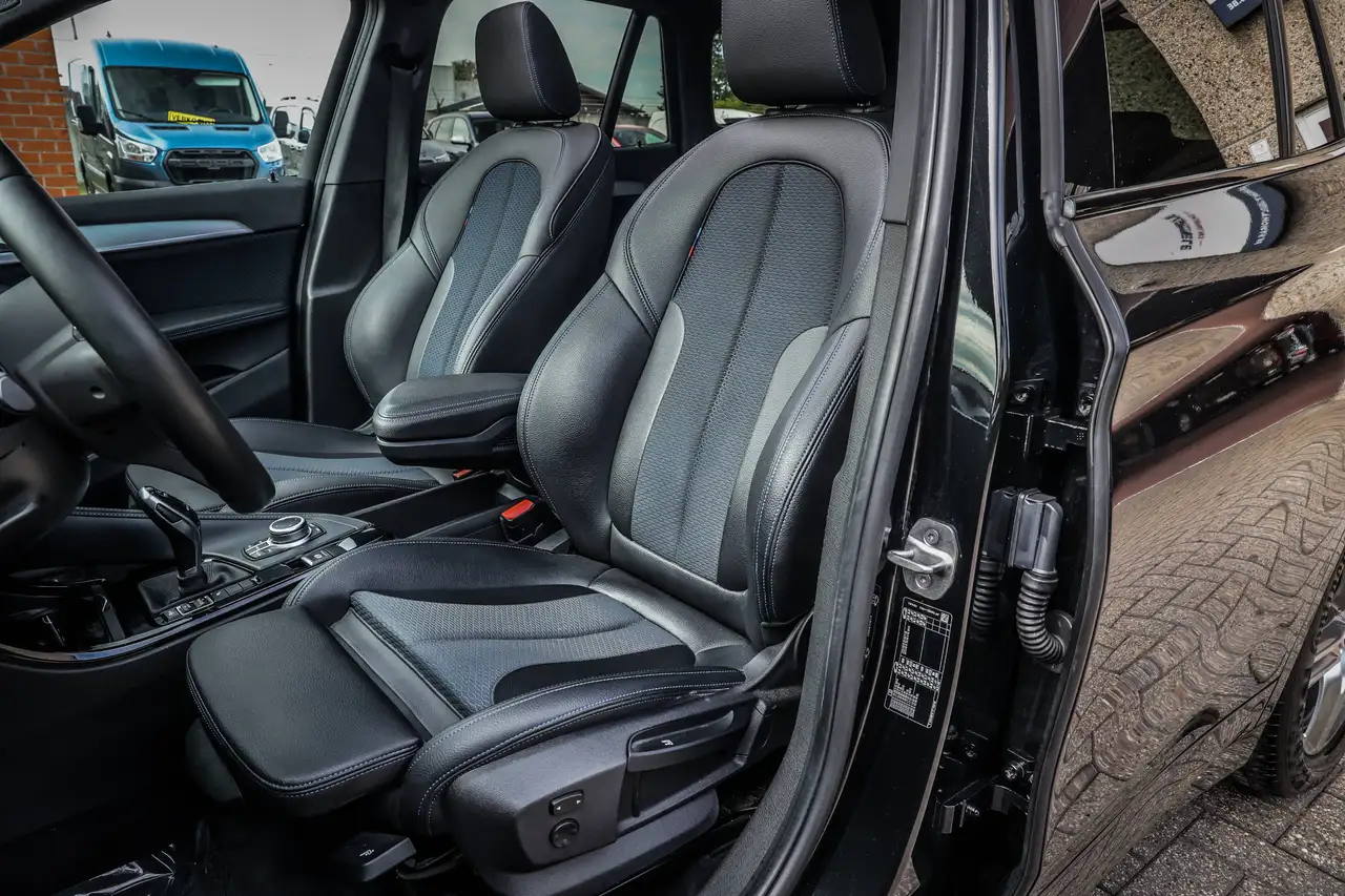 BMW X1 M-PAKKET*PANORAMISCH-DAK*HEAD-UP-DISPLAY*ACHTERUITRIJCAMERA*, миниатюра 12