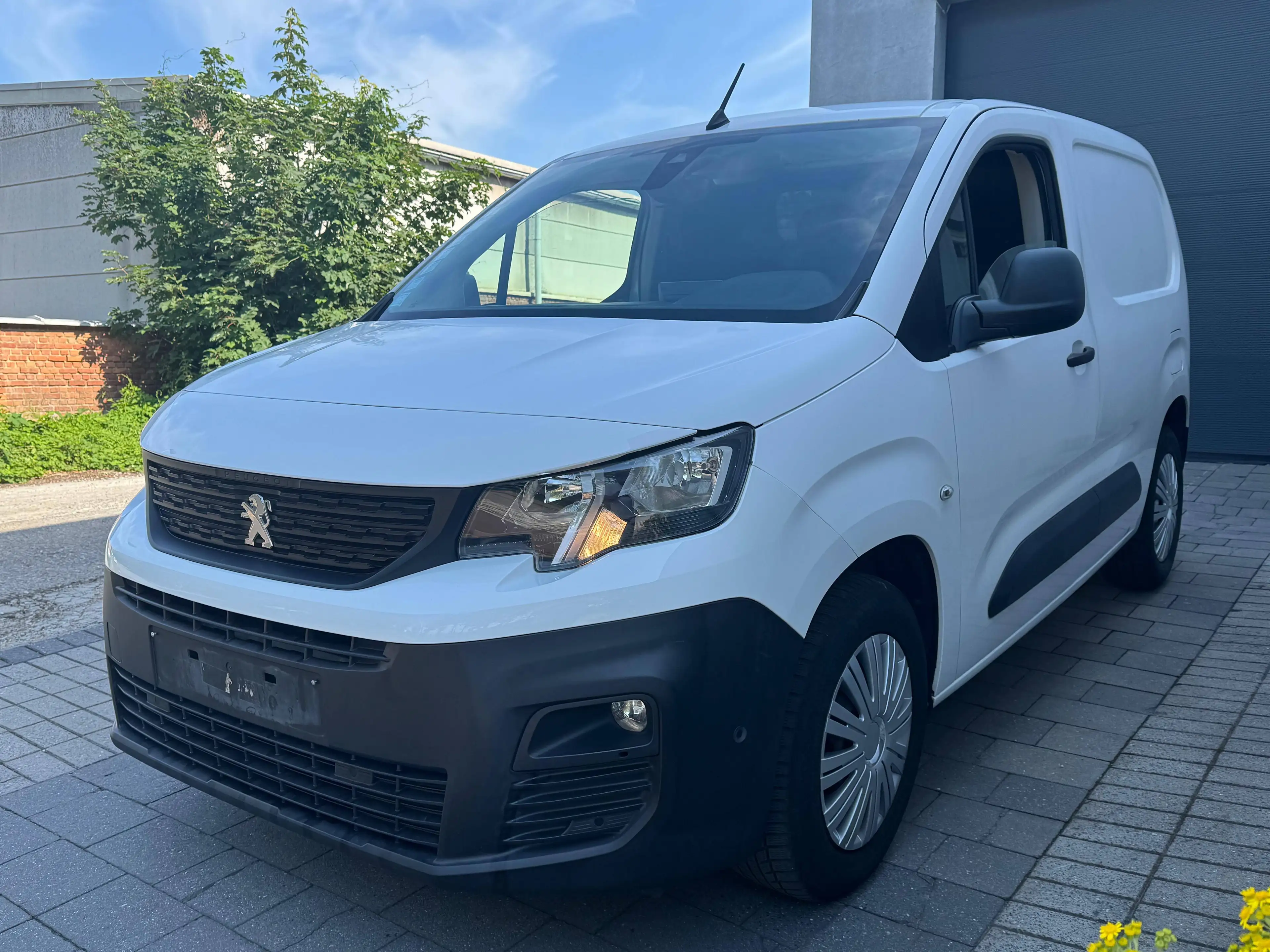 Peugeot Partner 1.5 BlueHDi L1 STD Heavy Aspha. AUTOMAAT 3 PLAATSEN — photo 3