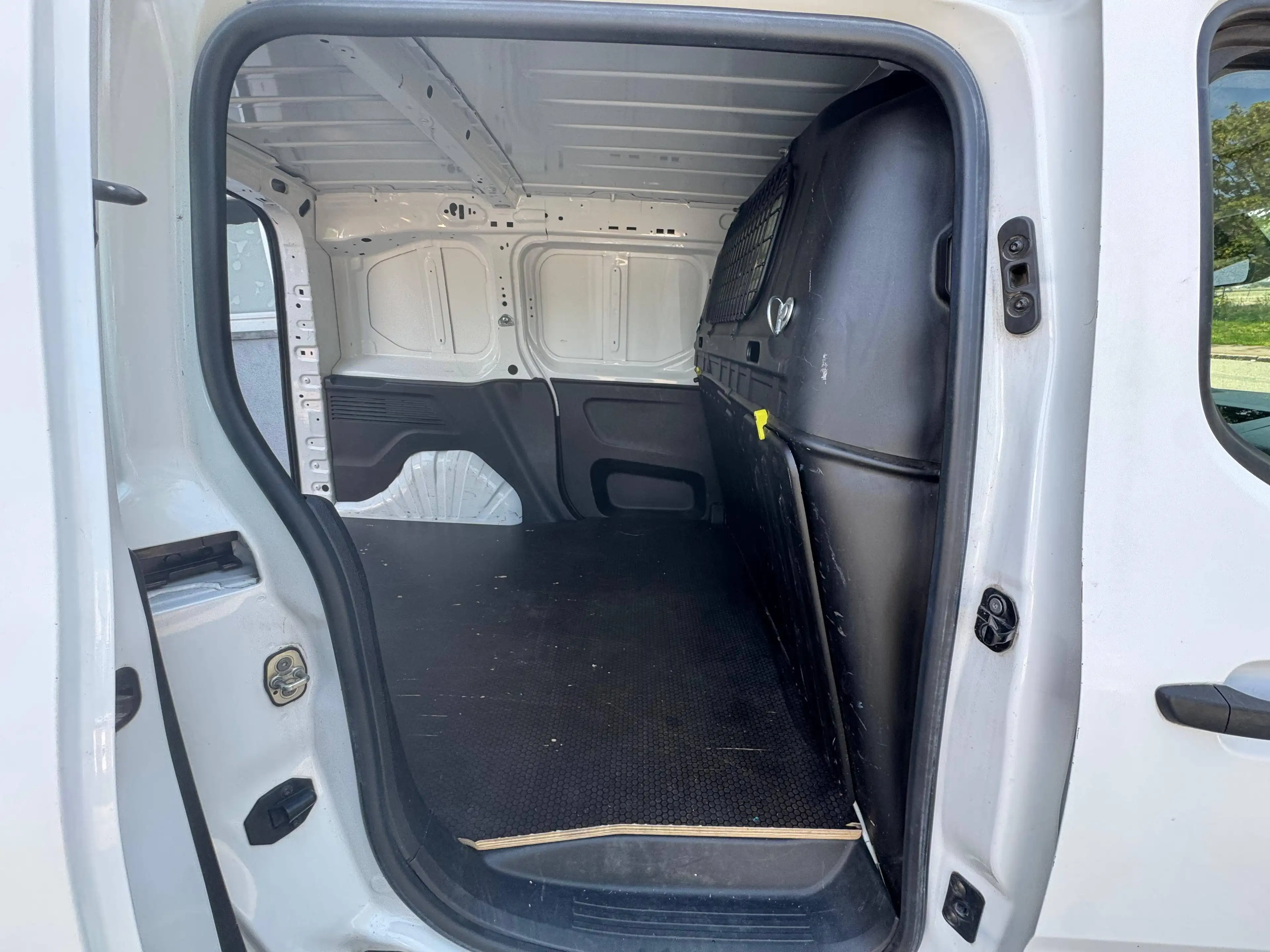 Peugeot Partner 1.5 BlueHDi L1 STD Heavy Aspha. AUTOMAAT 3 PLAATSEN — photo 7