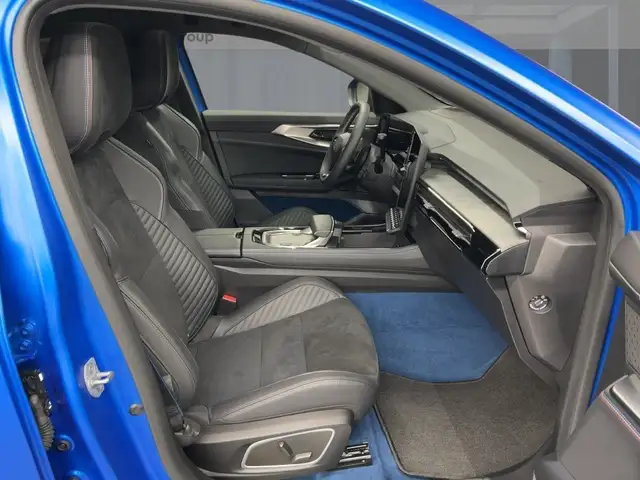 Renault Rafale view 8