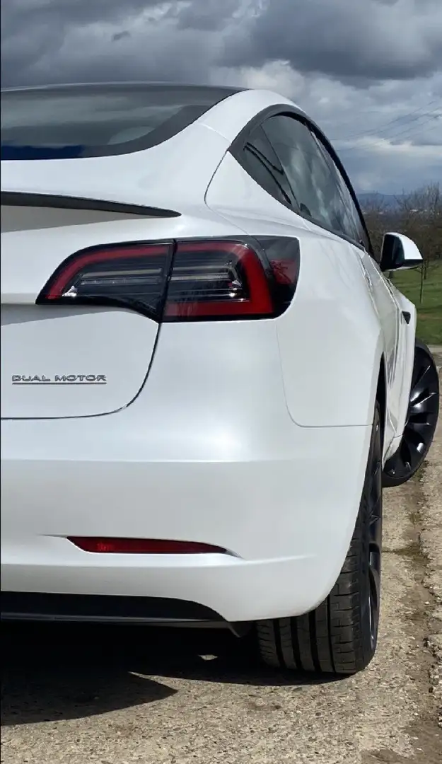 Tesla Model 3 Performance Allradantrieb Dual Motor Weiß - 2