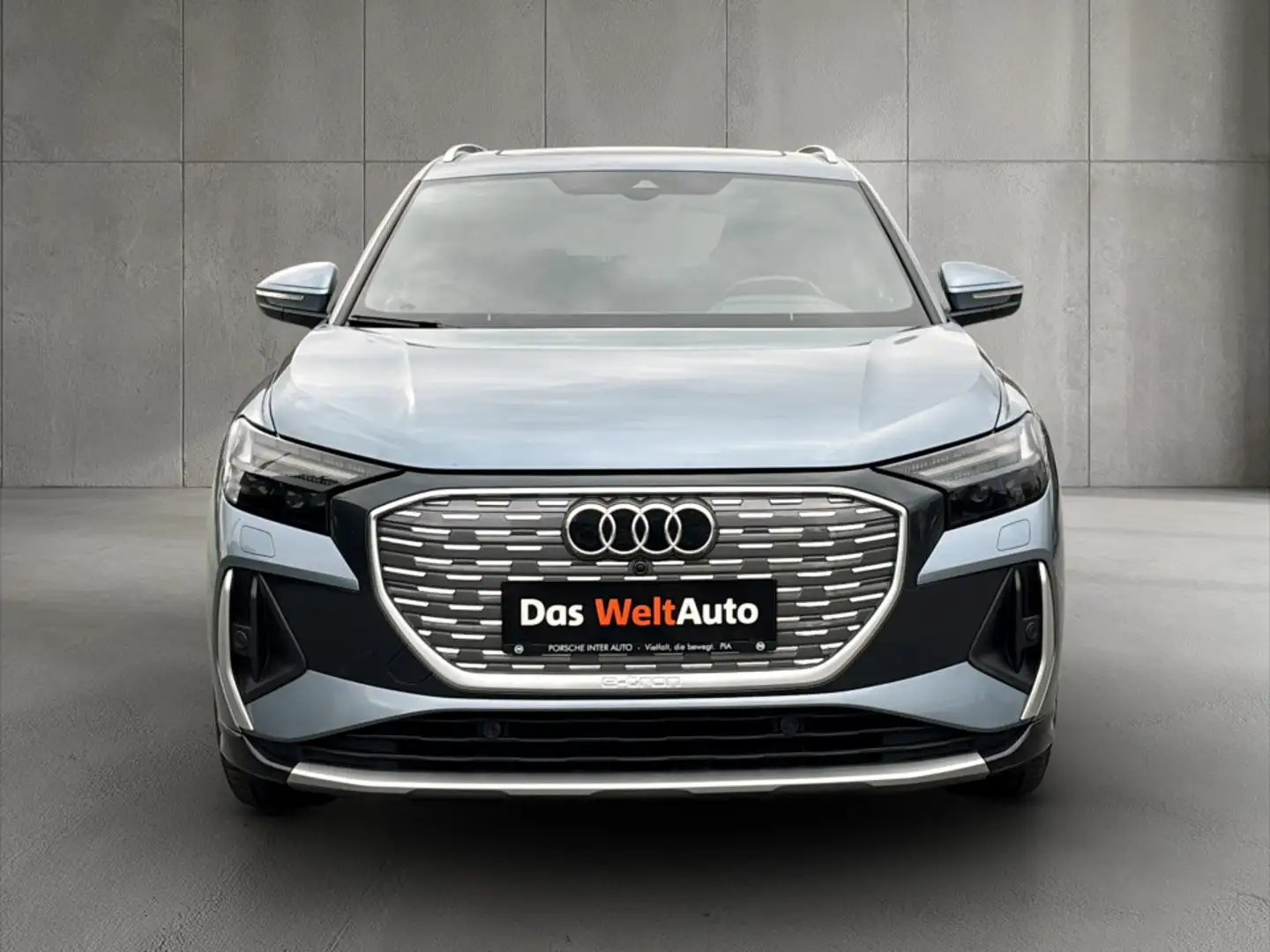 Audi Q4 e-tron Audi Q4 50 e-tron quattro Blau - 2