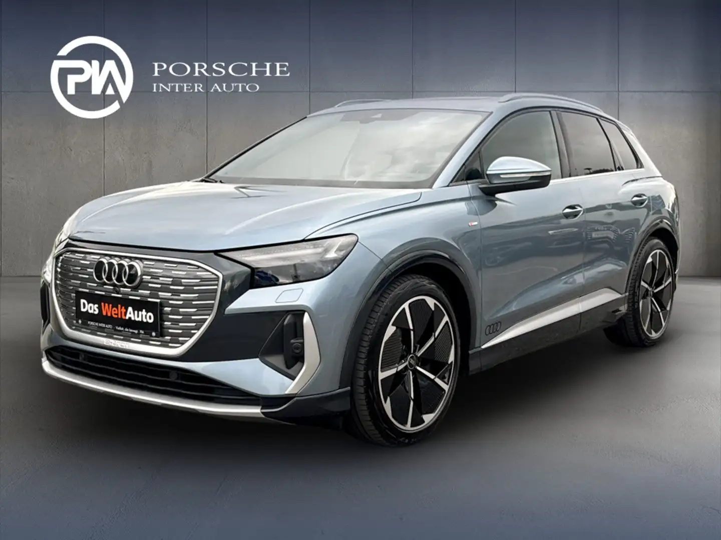 Audi Q4 e-tron Audi Q4 50 e-tron quattro Blau - 1