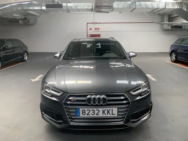 Audi S4 Avant 3.0 TFSI quattro tiptronic