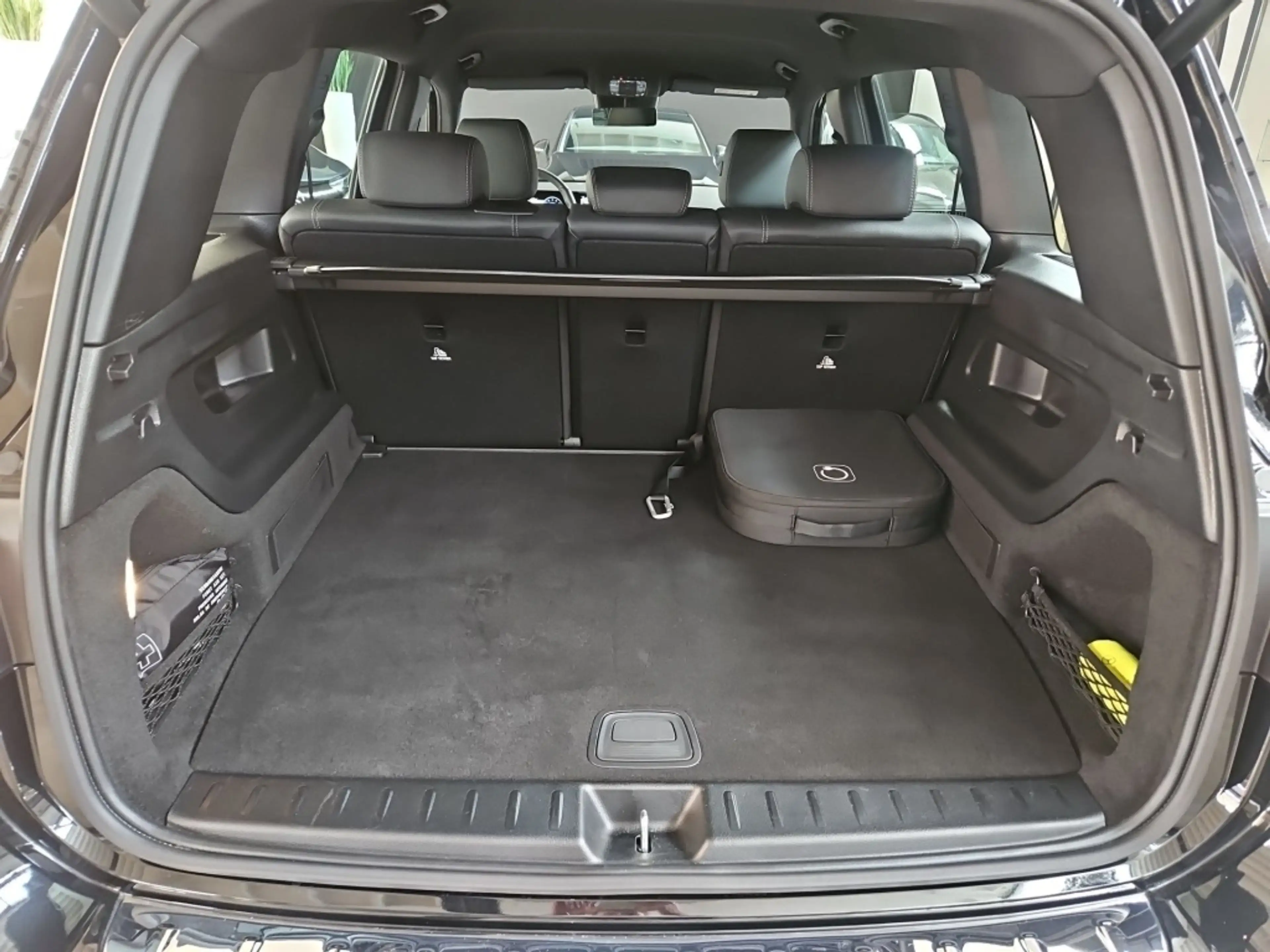 Mercedes-Benz EQB 250 + Progressive Totwi. Navi LED SHZ Ambie. — photo 12