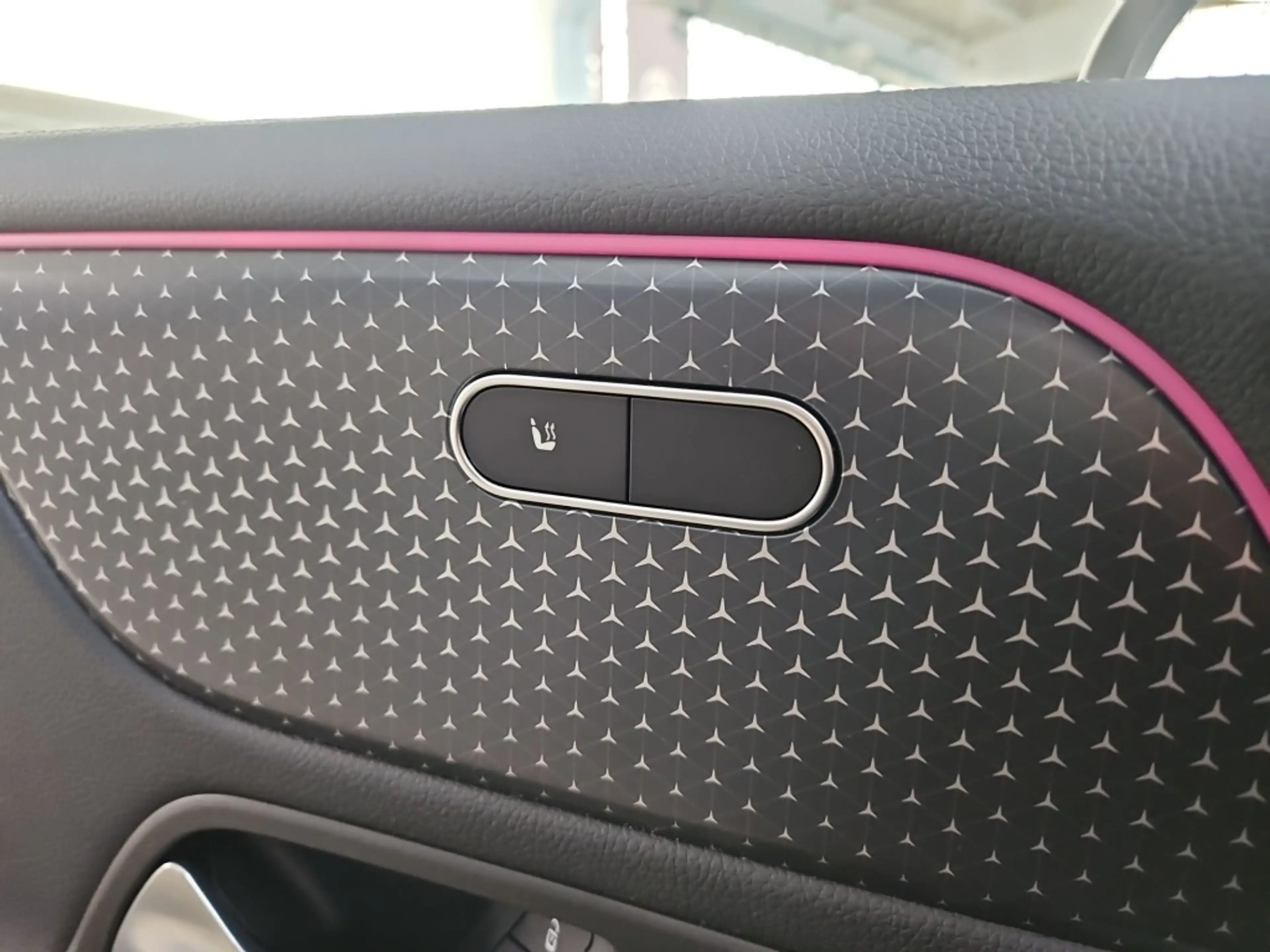Mercedes-Benz EQB 250 + Progressive Totwi. Navi LED SHZ Ambie. — photo 13