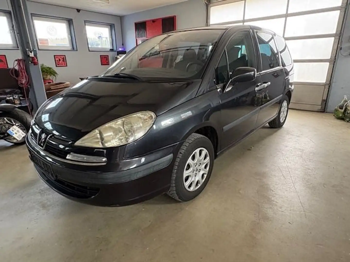 Peugeot 807 Tendance~7 Sitze~Klimaauto funktioniert~AHK Gris - 1