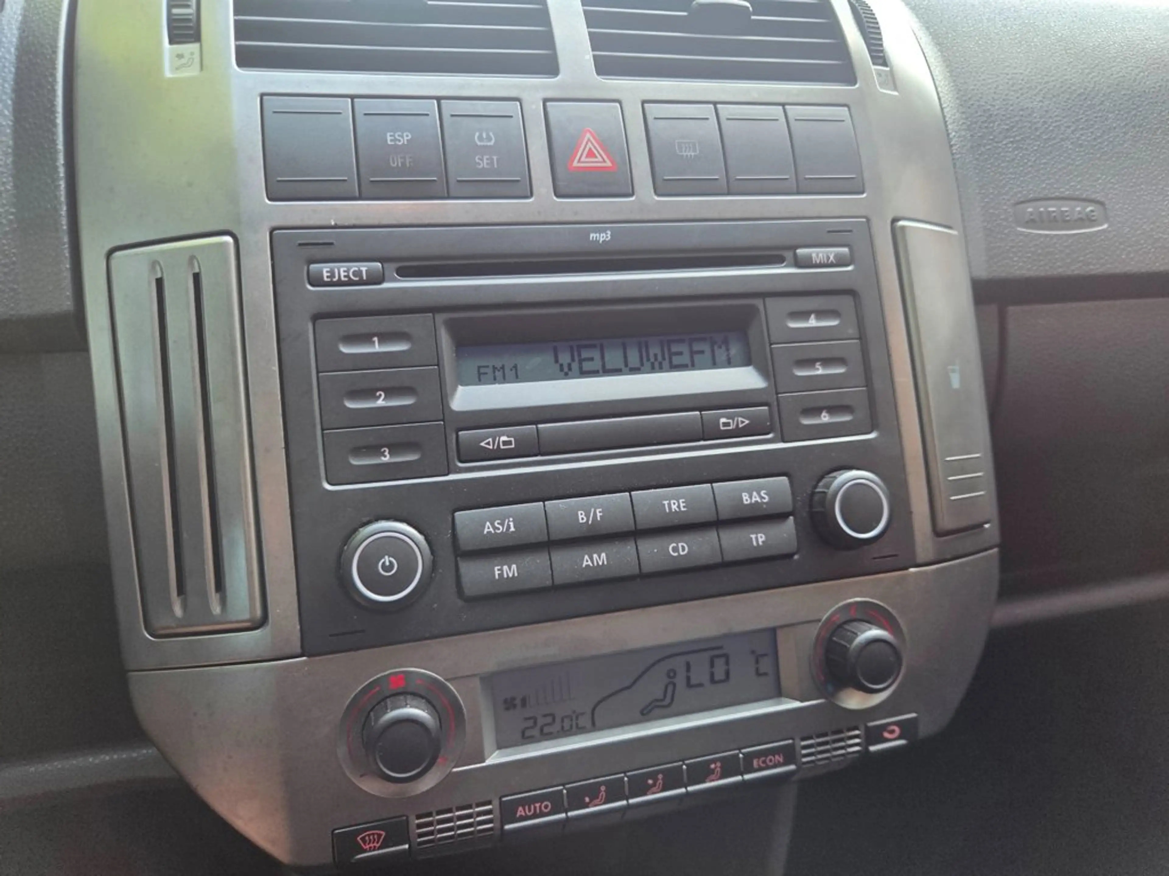 Volkswagen Polo GTI 1.8 — photo 8