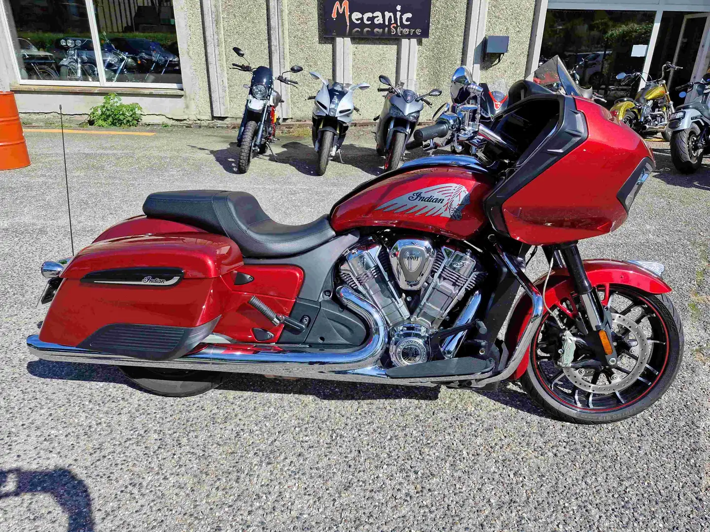 Indian Custom Challenger Limited 110 / 2021 / 17700 Kms Rosso - 1
