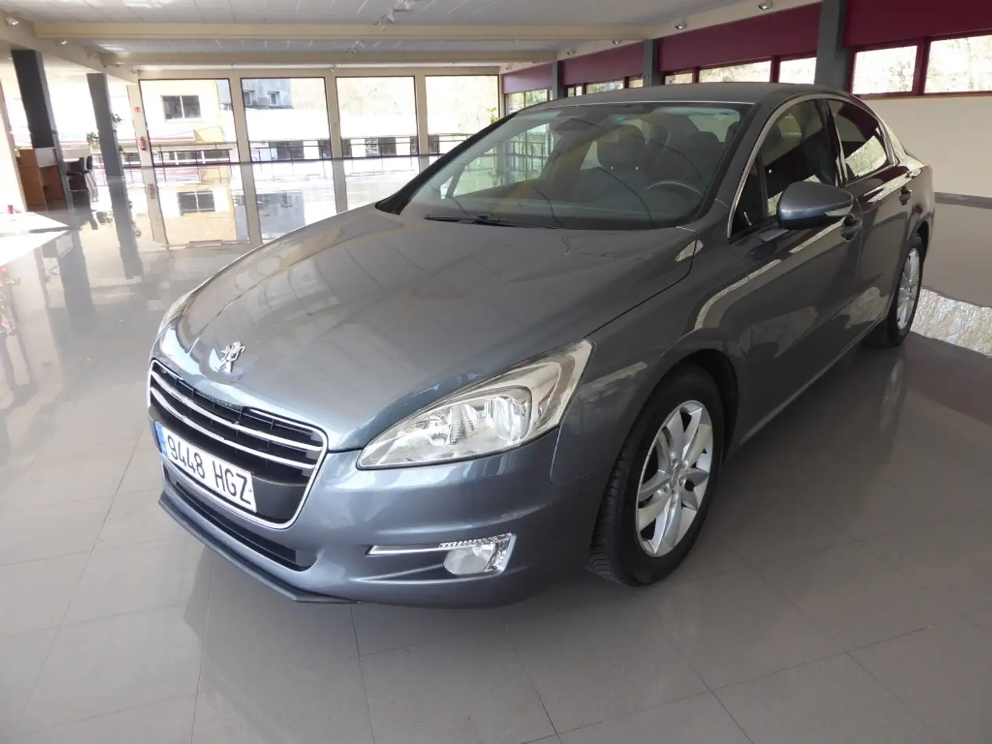 Peugeot 508 2.0HDI Business Line 163 Gris - 2