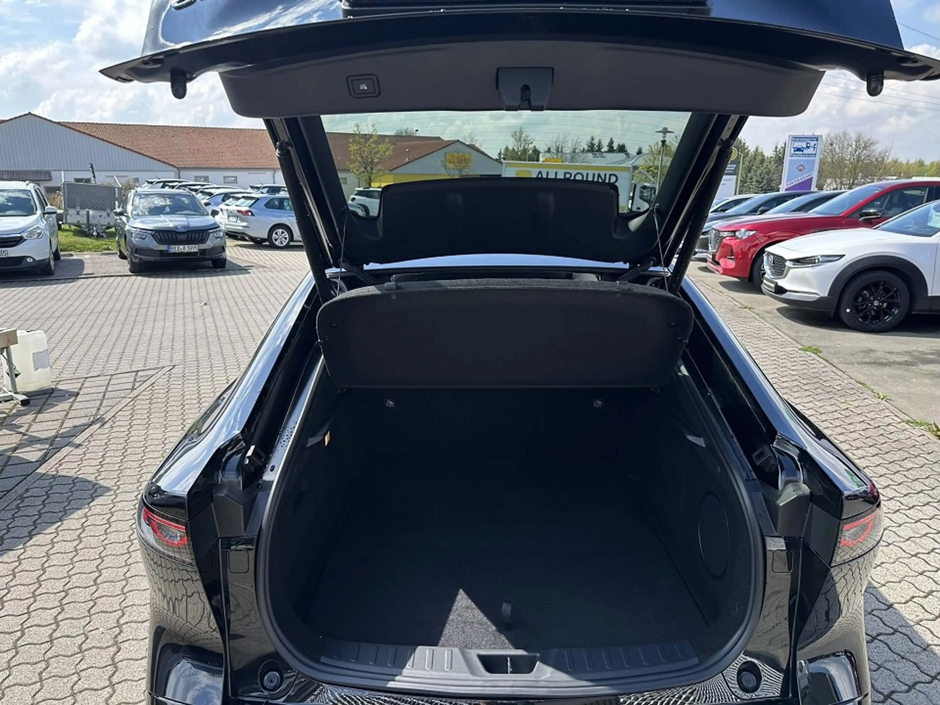 Mazda 6e 5HB EV 258ps 1AT RWD Takumi — photo 12