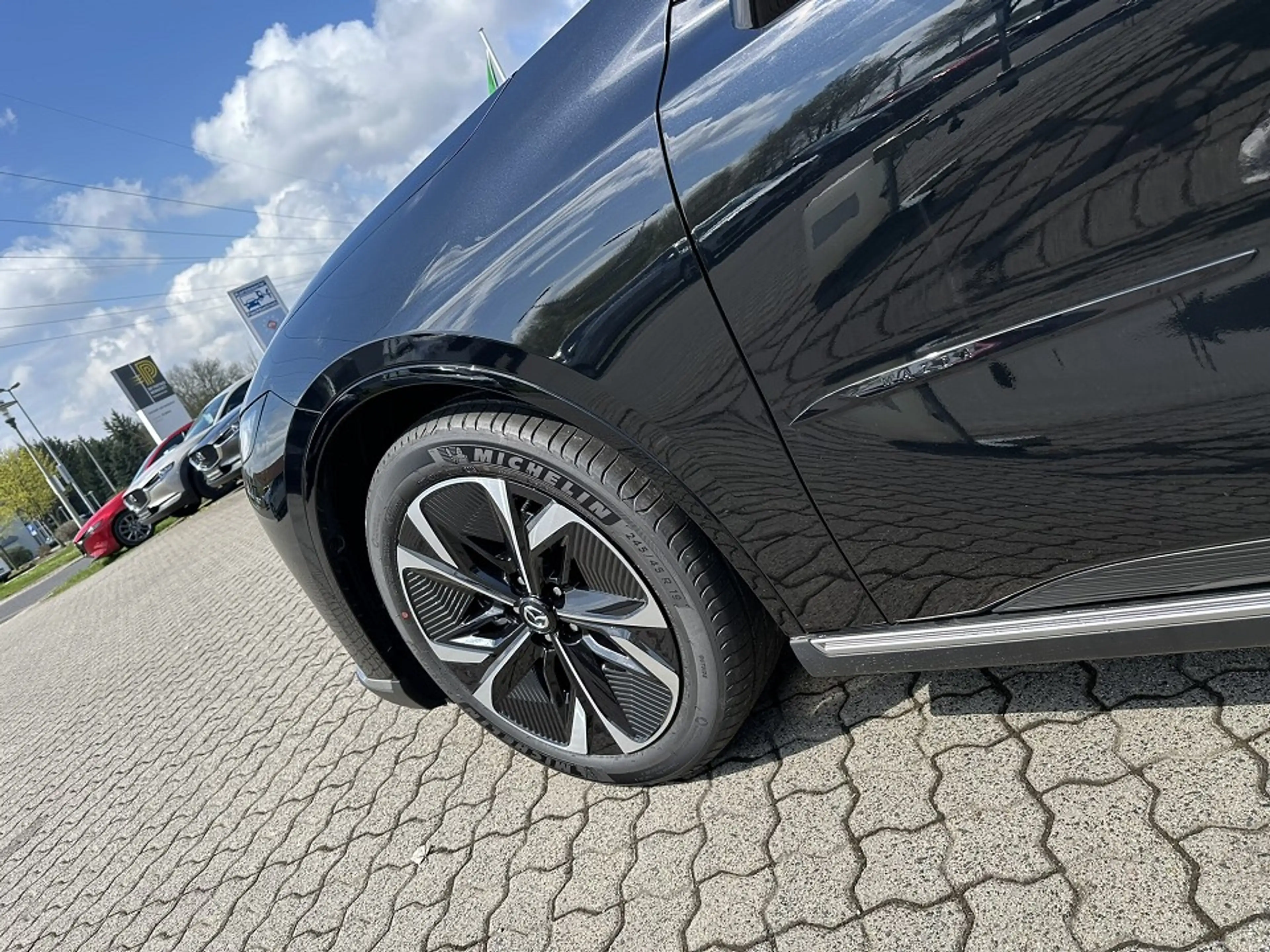 Mazda 6e 5HB EV 258ps 1AT RWD Takumi — photo 5