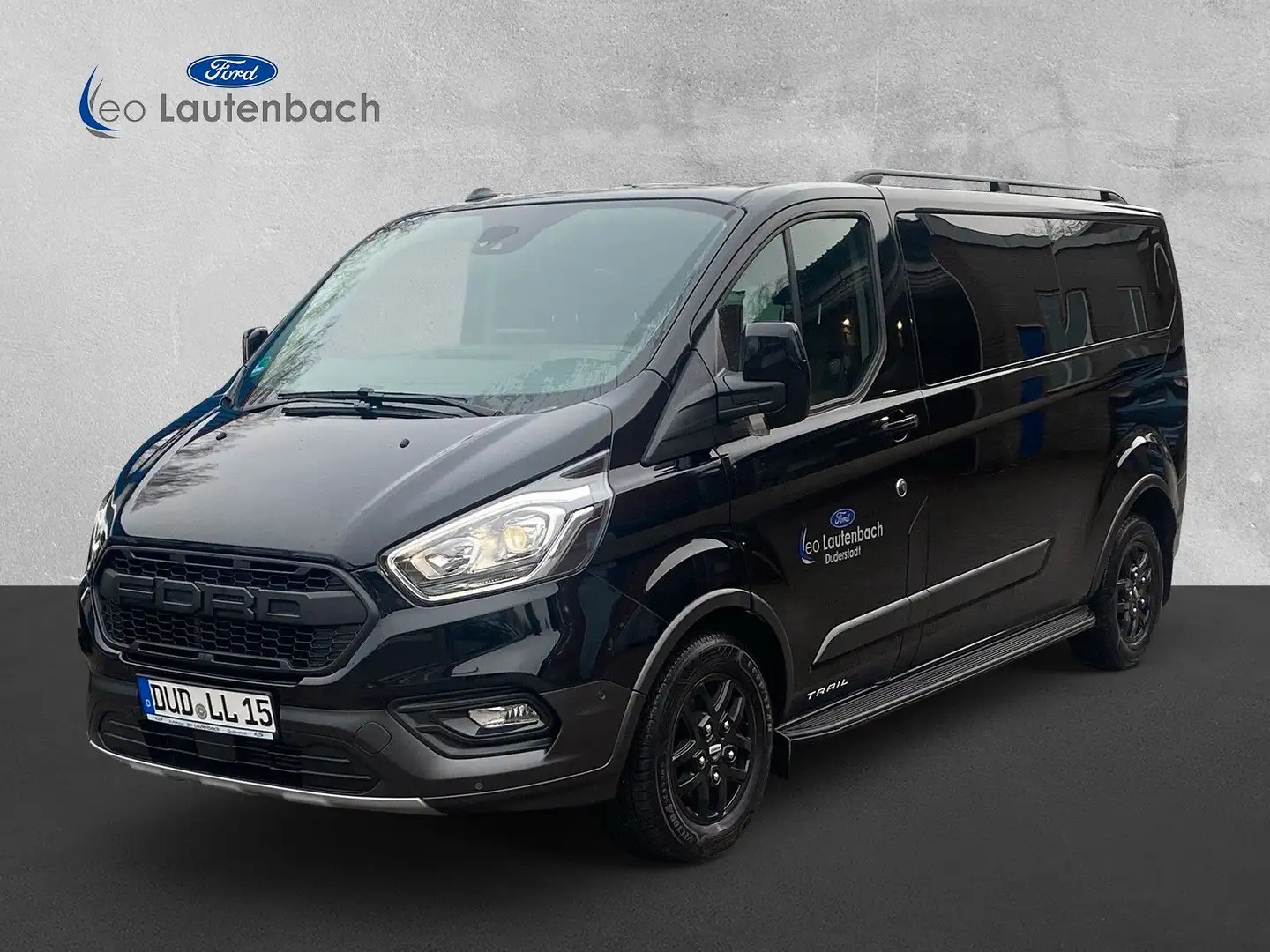 Ford Transit Custom Custom Kombi 340 L2 Trail Negro - 1