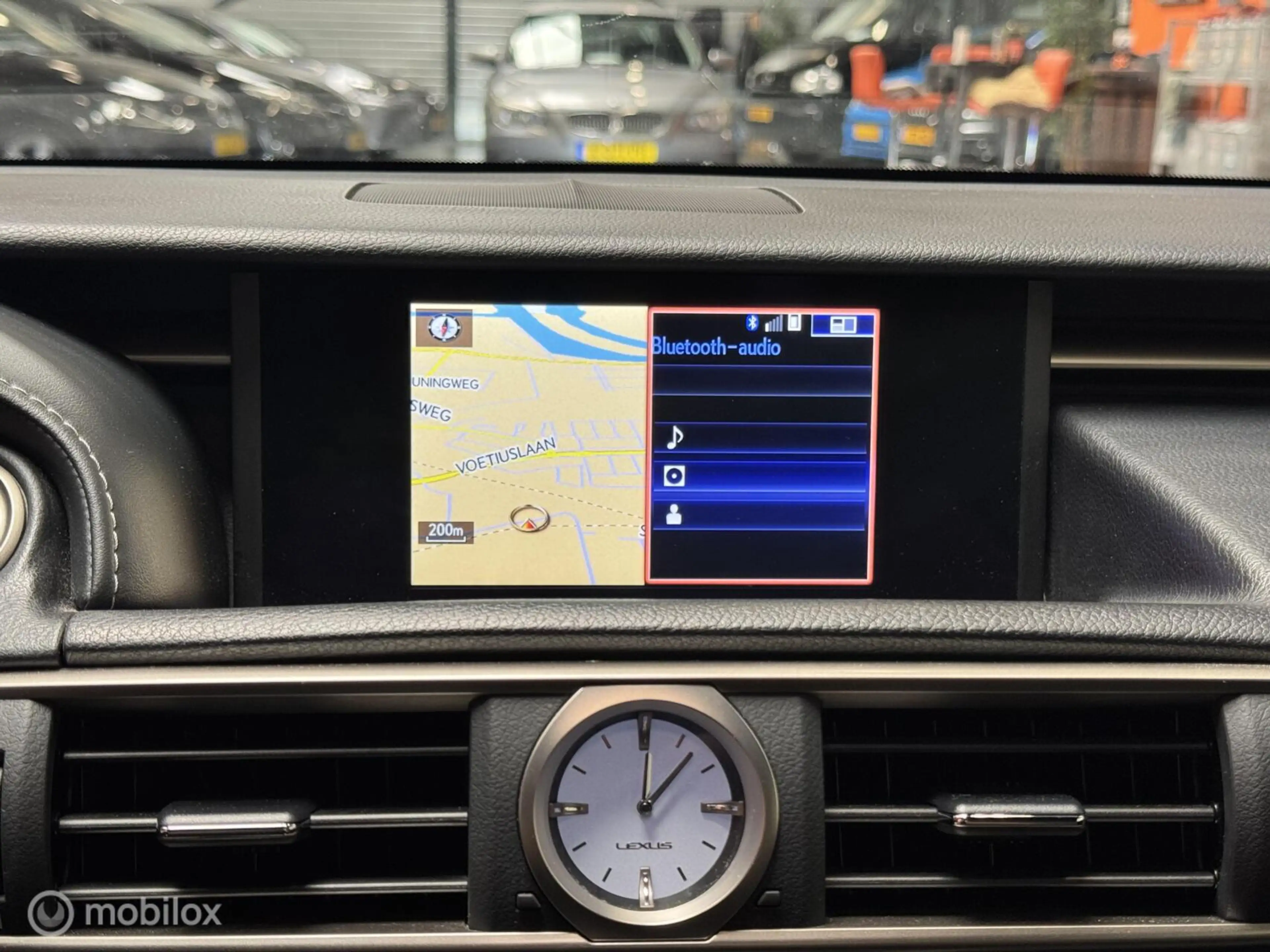 Lexus RC 300h F SPORT Schuifdak|ML-Audio|LED|19"|NL-Auto! — photo 5