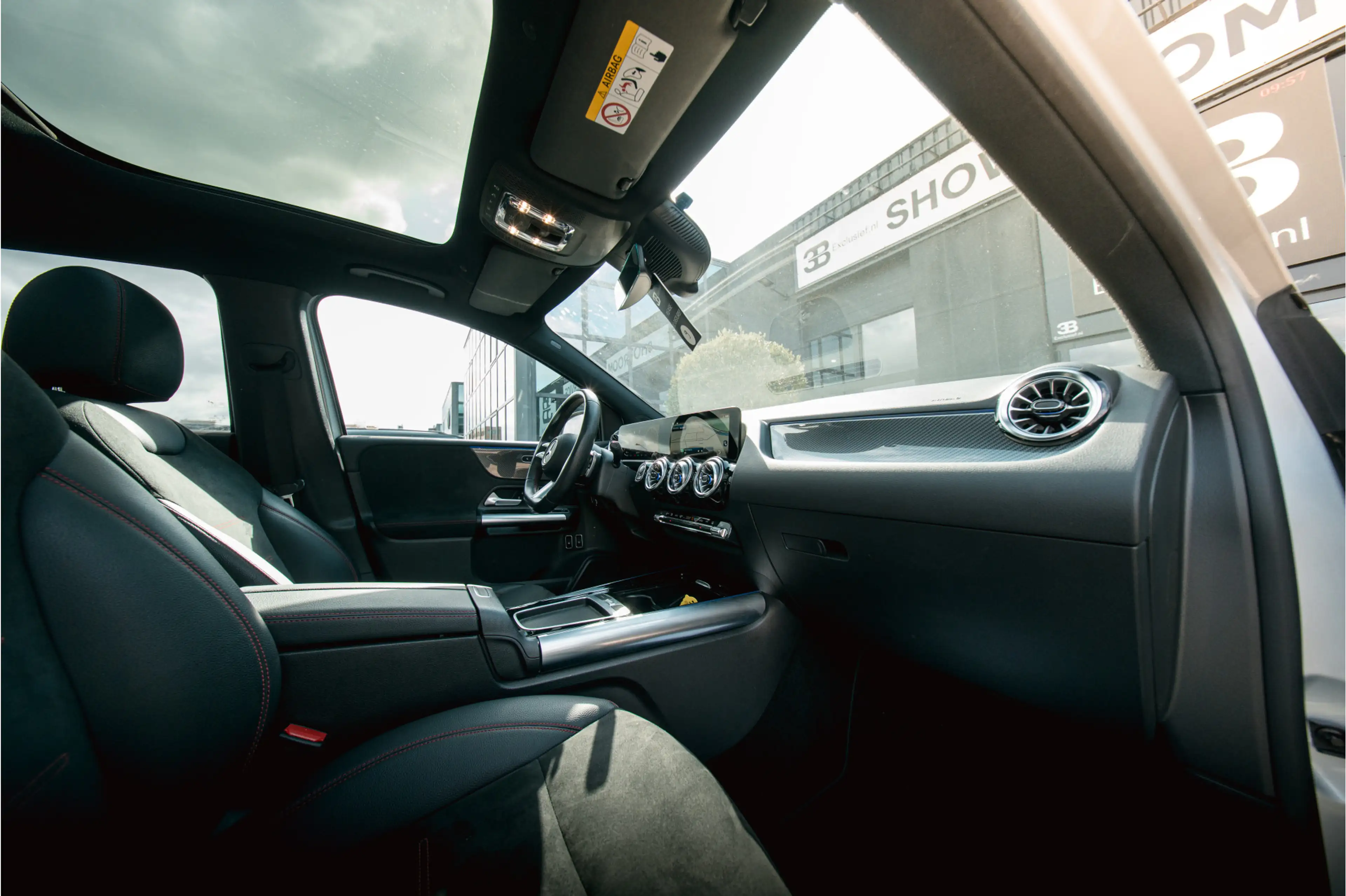 Mercedes-Benz B 250 e AMG Line | Pan.dak | Camera | Sfeerverlichting | — photo 9