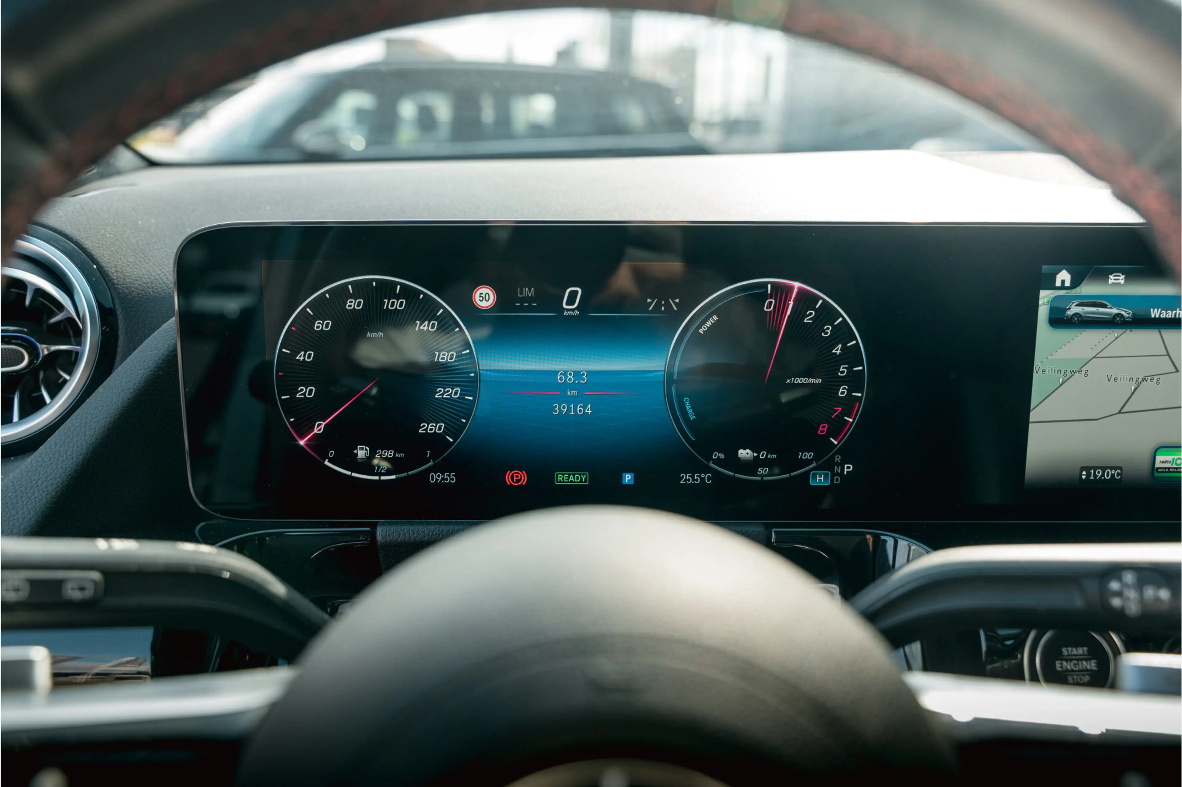 Mercedes-Benz B 250 e AMG Line | Pan.dak | Camera | Sfeerverlichting | — photo 11