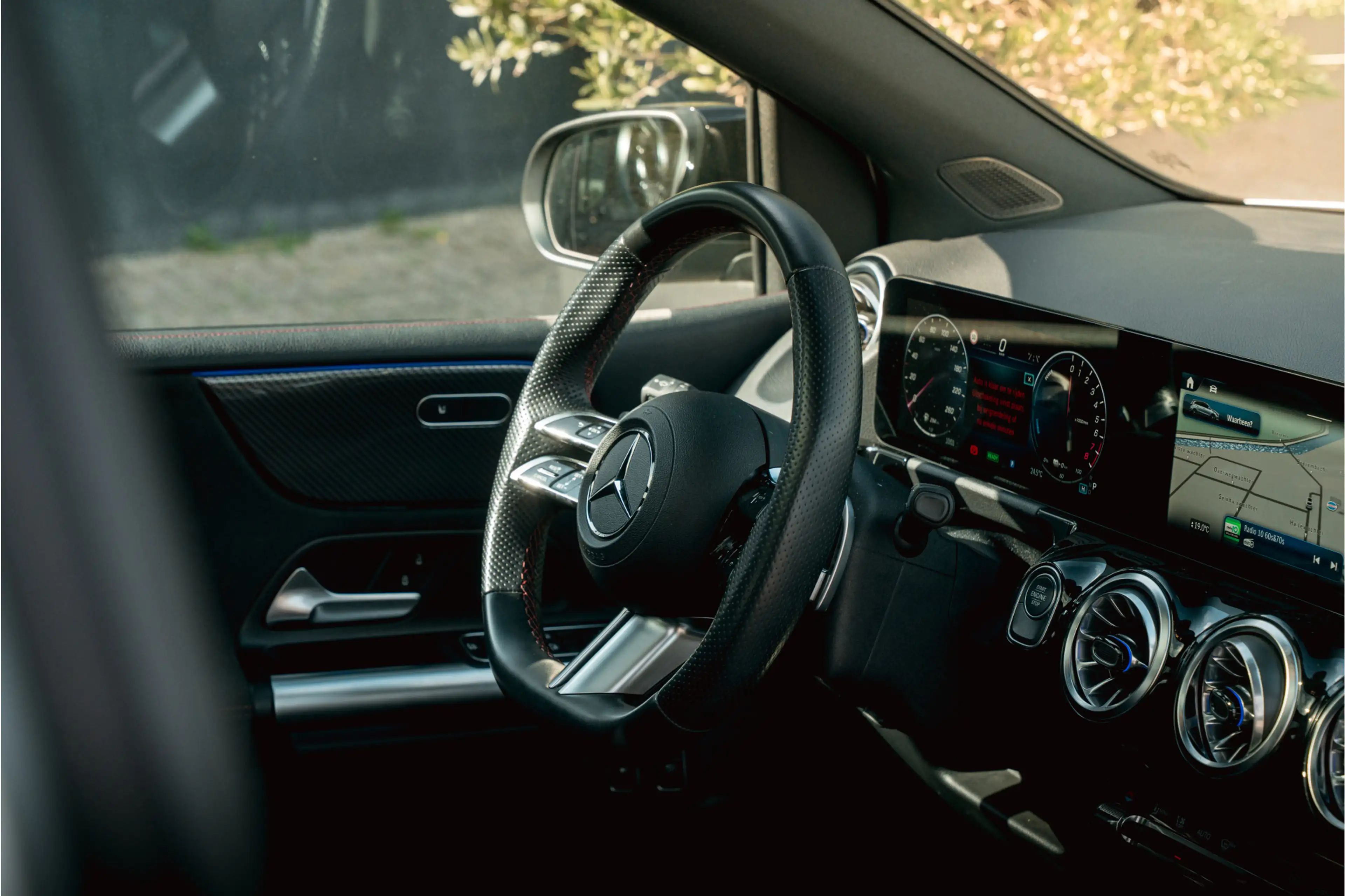 Mercedes-Benz B 250 e AMG Line | Pan.dak | Camera | Sfeerverlichting | — photo 8