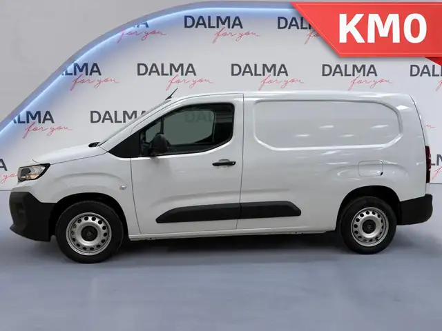 Peugeot Partner view 2