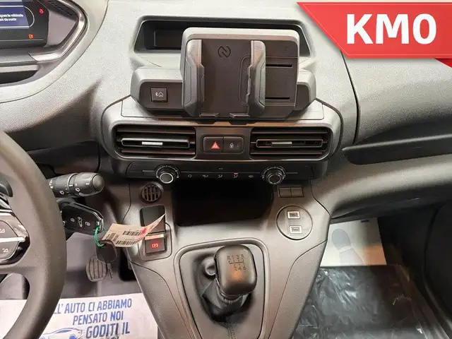 Peugeot Partner view 18