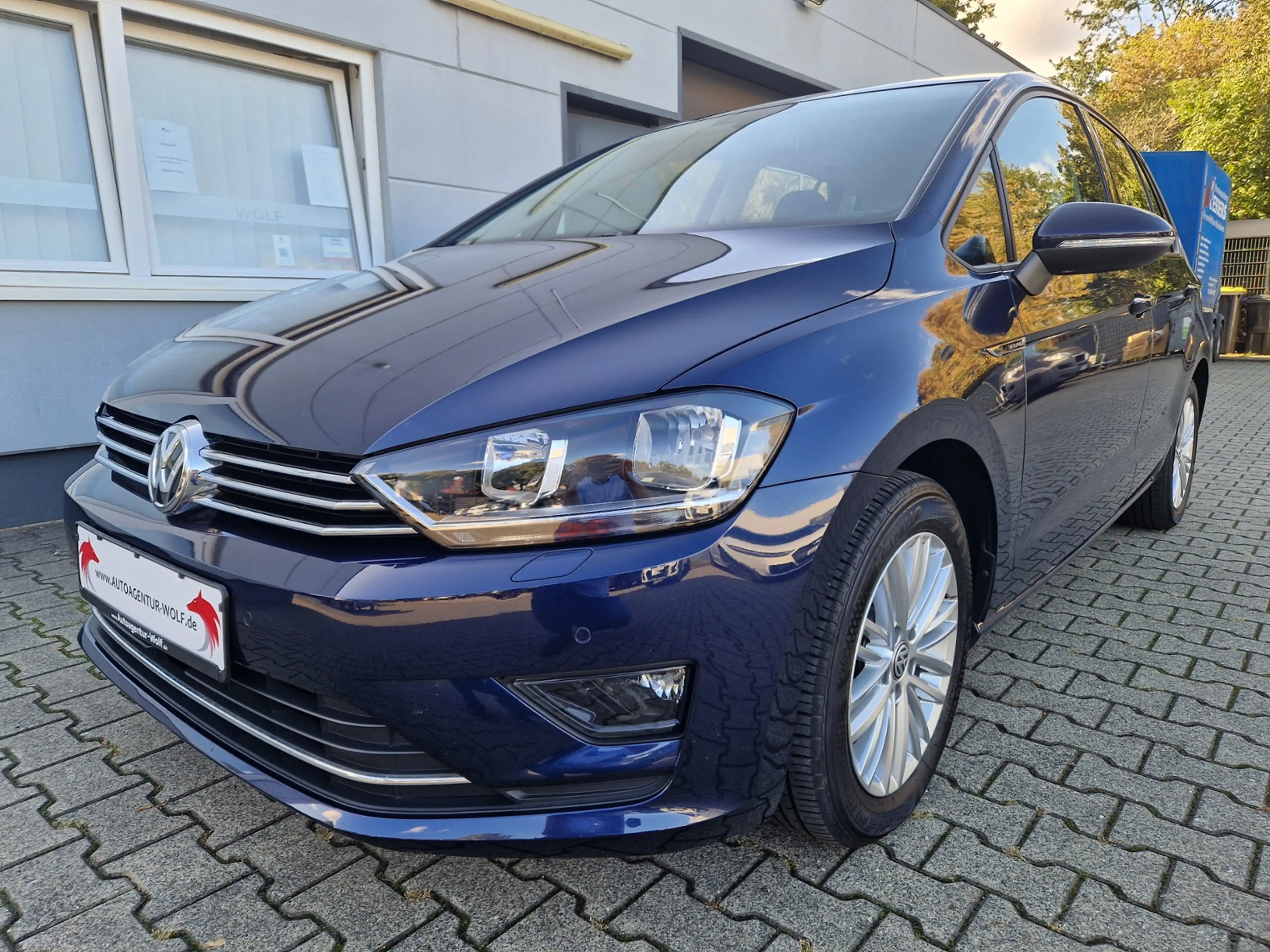 Volkswagen Golf Sportsvan Comfortline 1,4l *R-Kamera*PDC* — photo 2